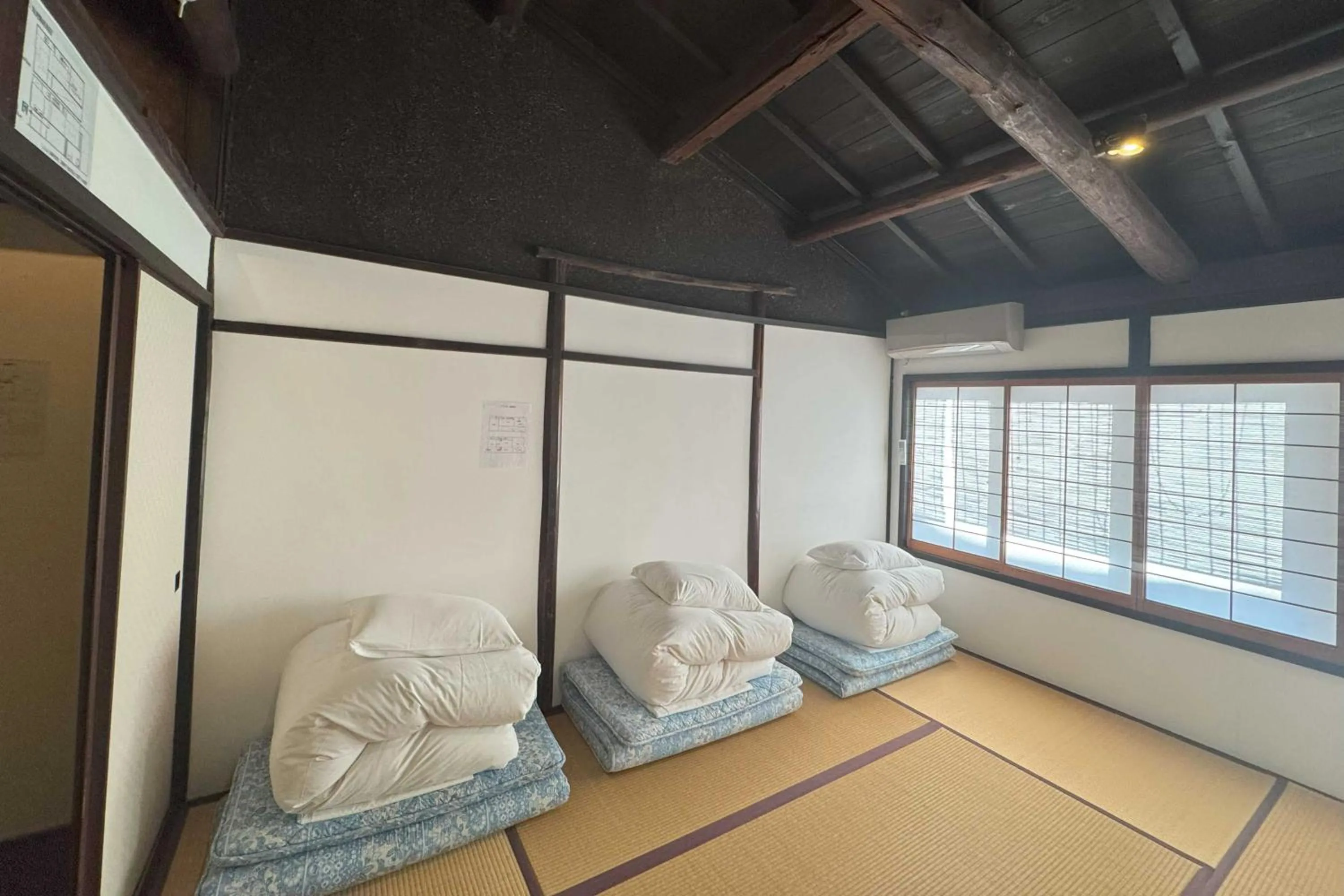 Guests, Bed in Shirafuji-an
