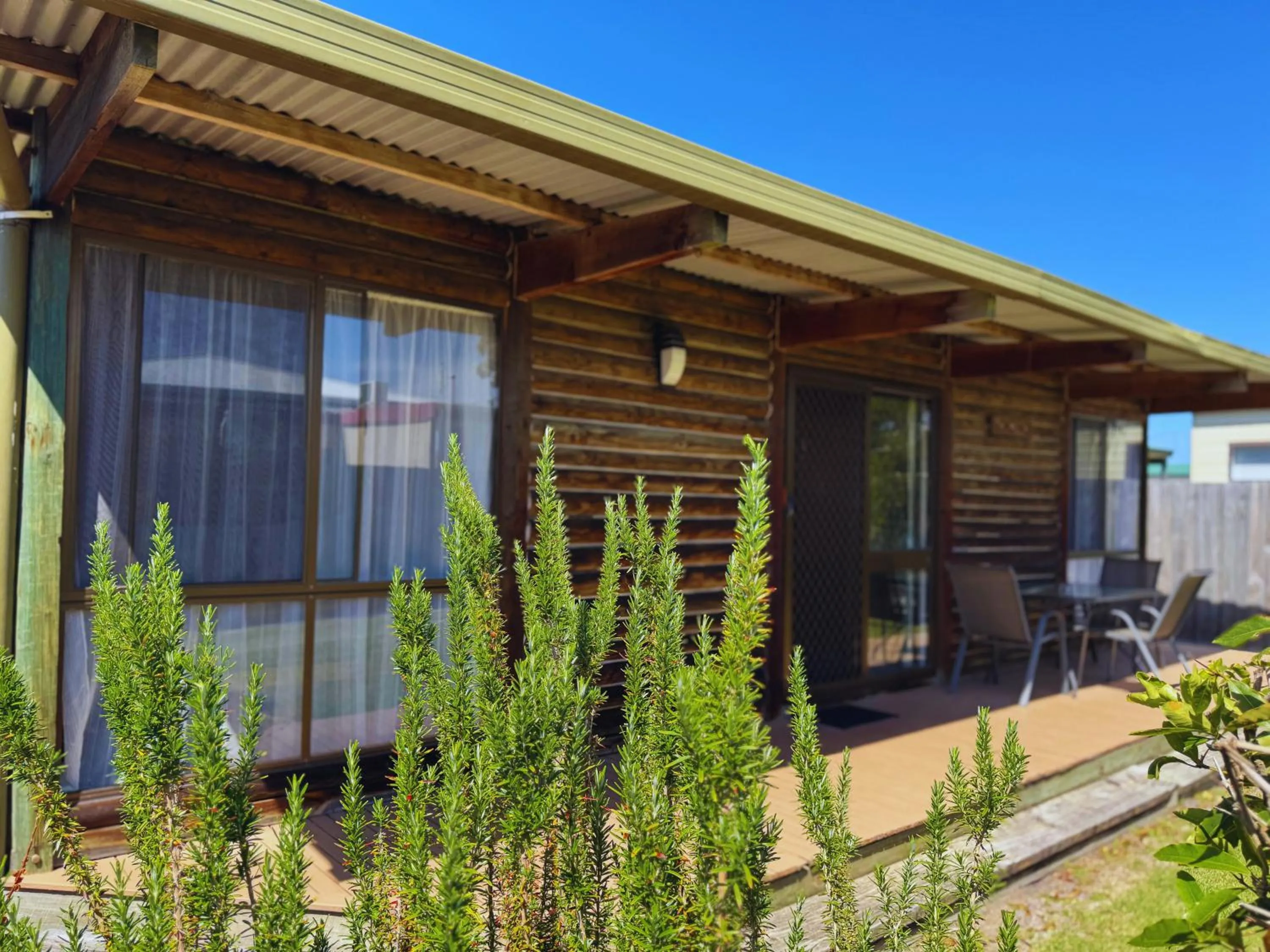Property building in Lazy Acre Log Cabins
