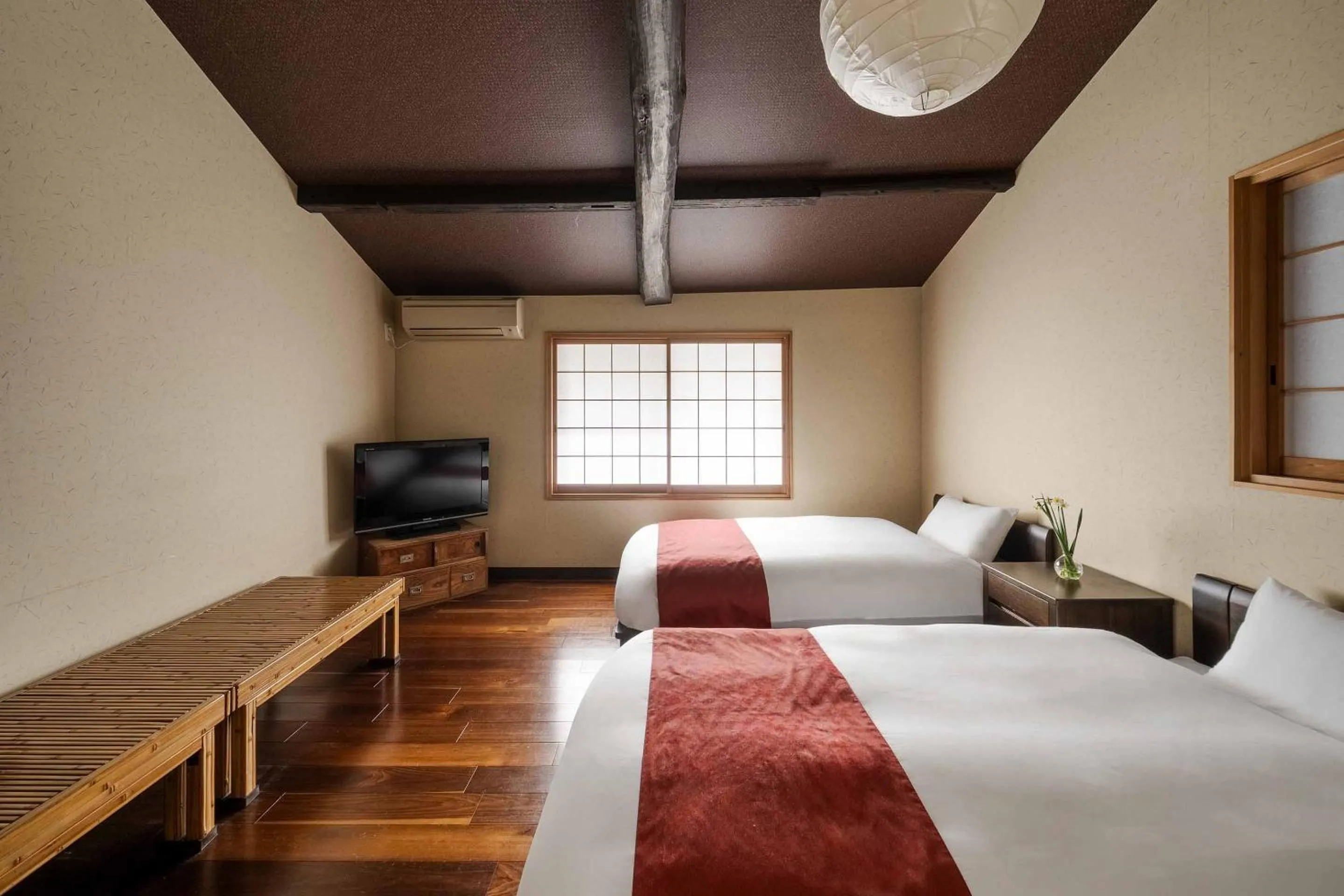 Bed in Akane an Machiya House