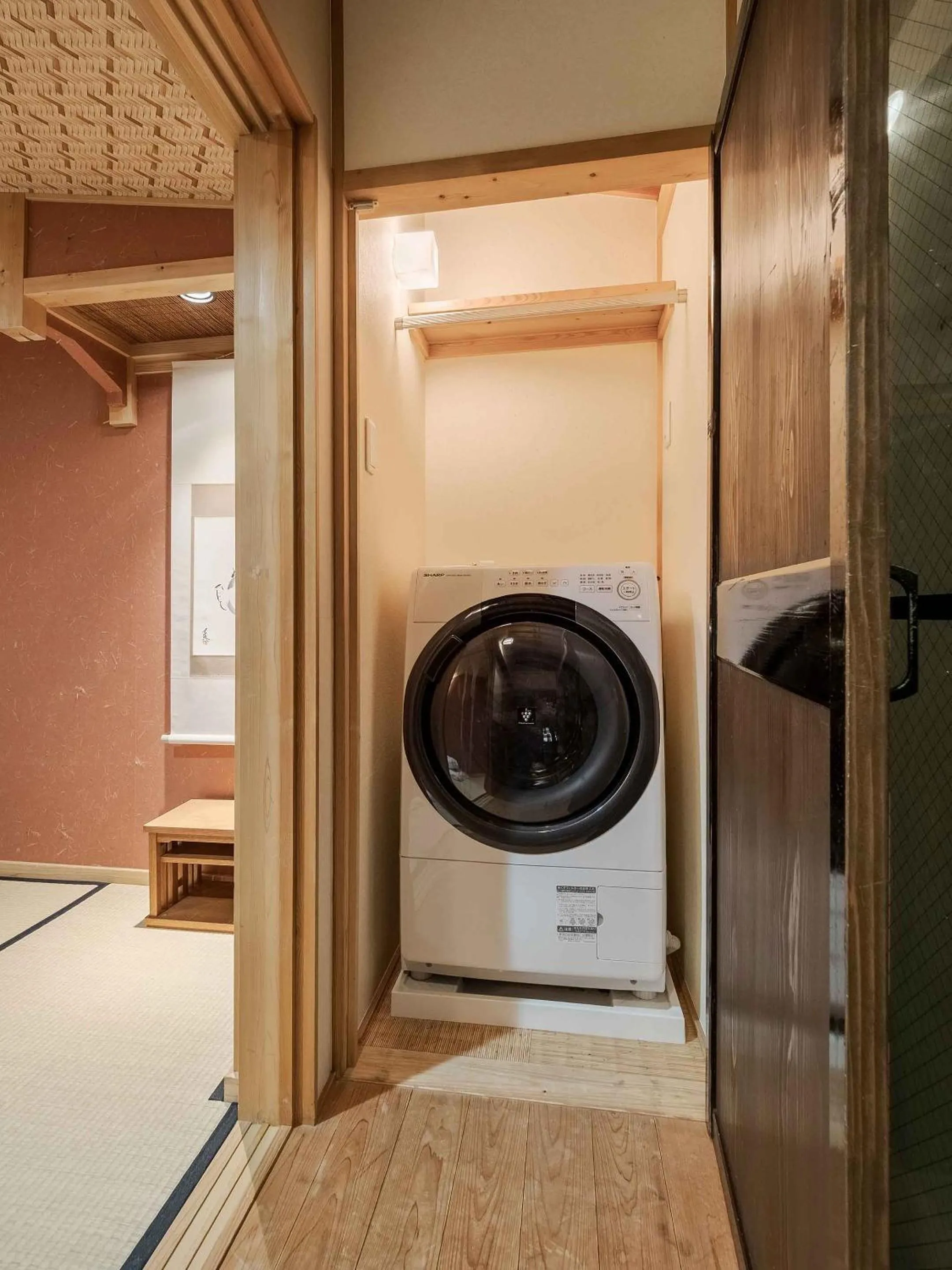 washing machine in Akane an Machiya House