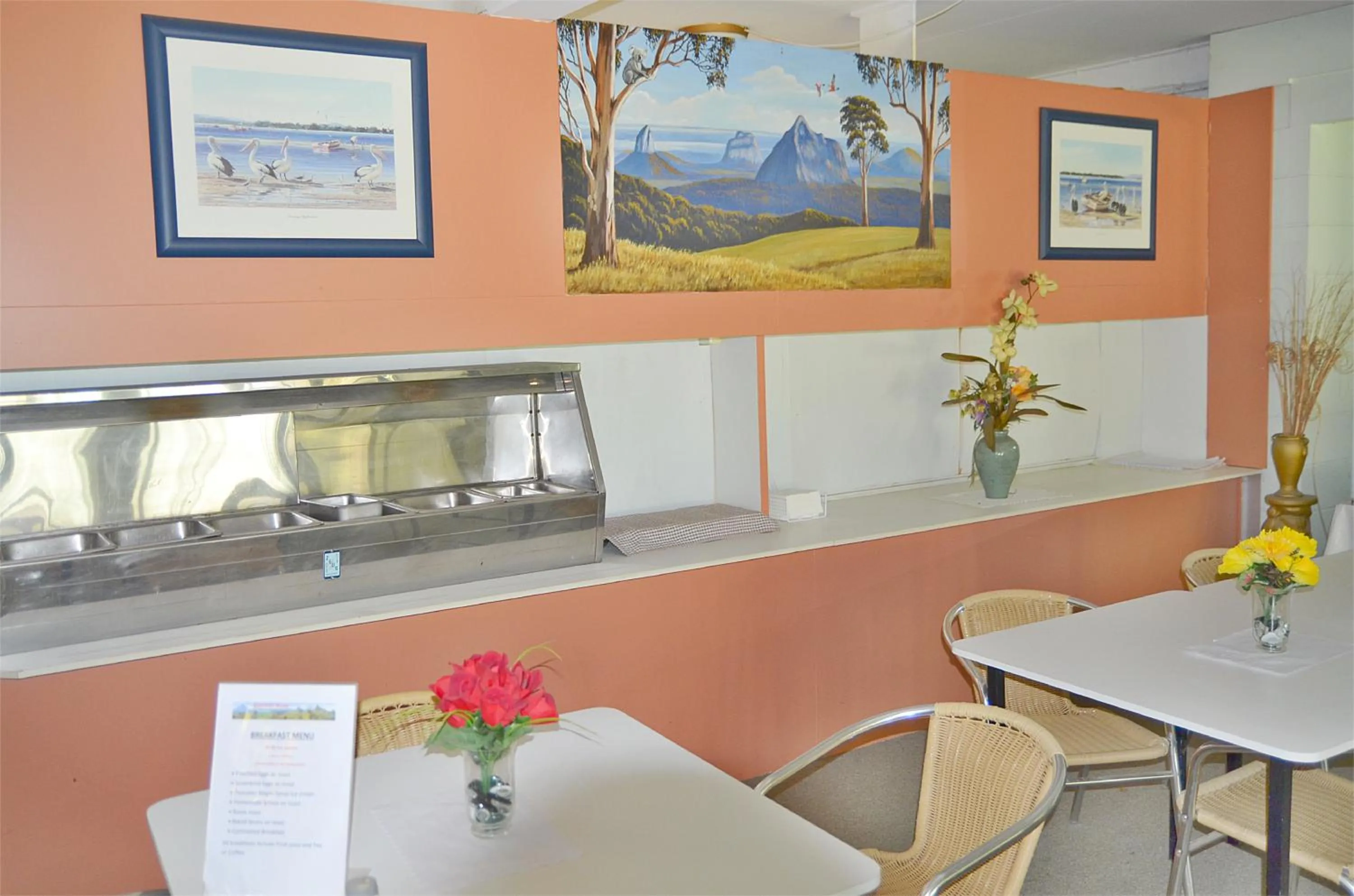 Restaurant/places to eat in Beerwah Glasshouse Motel