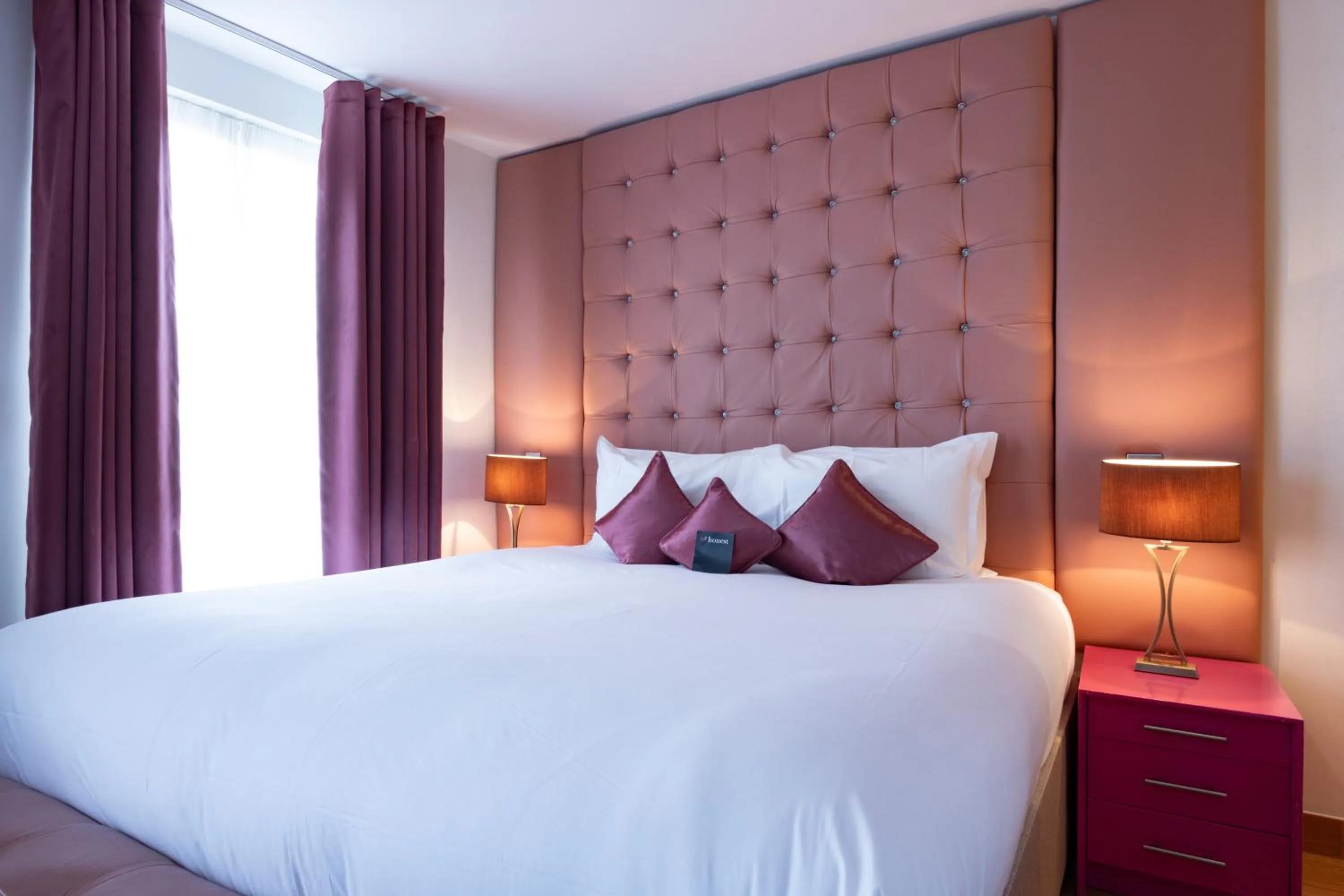 Bedroom, Bed in Bermondsey Square Hotel - A Bespoke Hotel