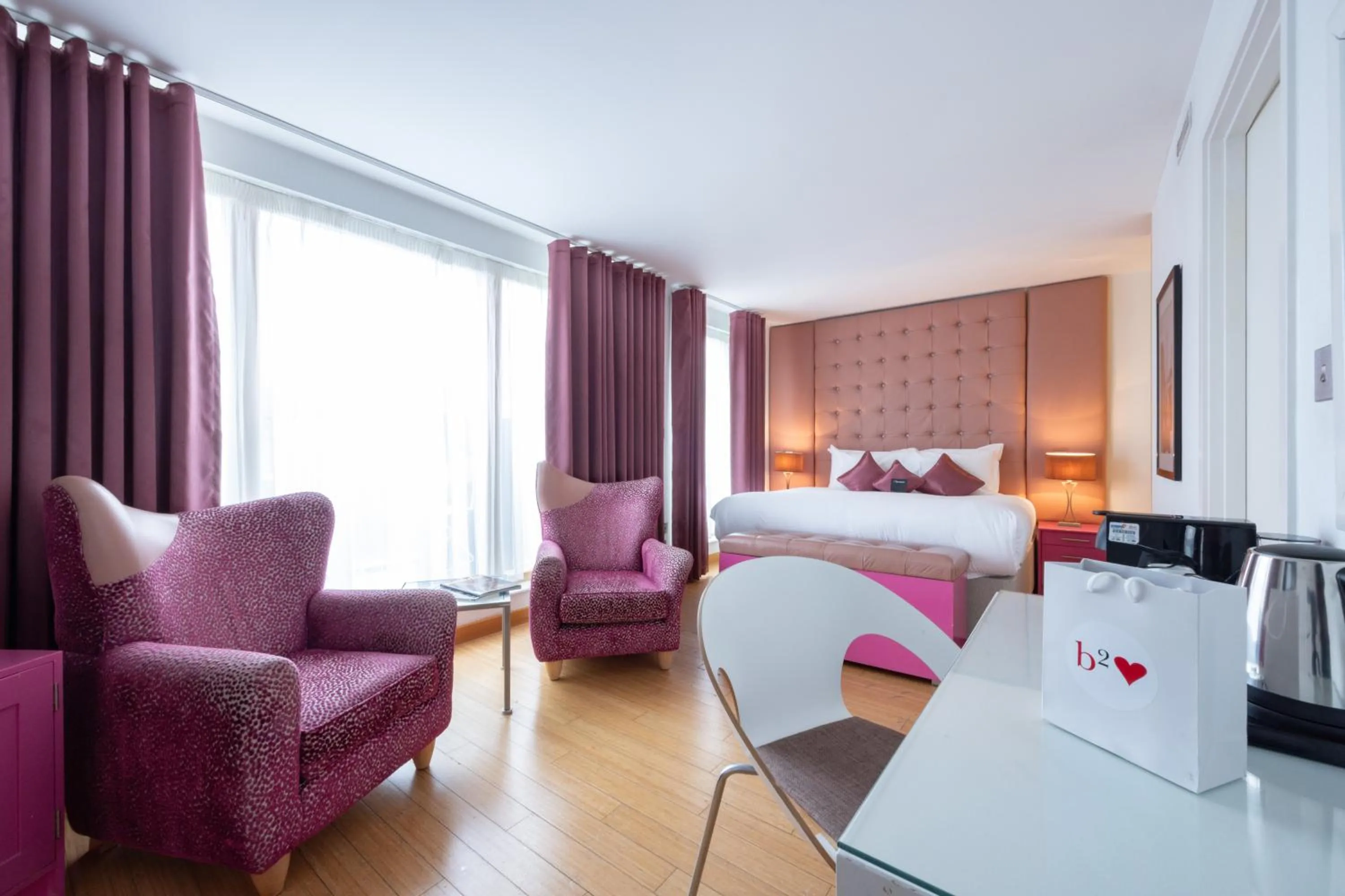 Seating area, Bed in Bermondsey Square Hotel - A Bespoke Hotel