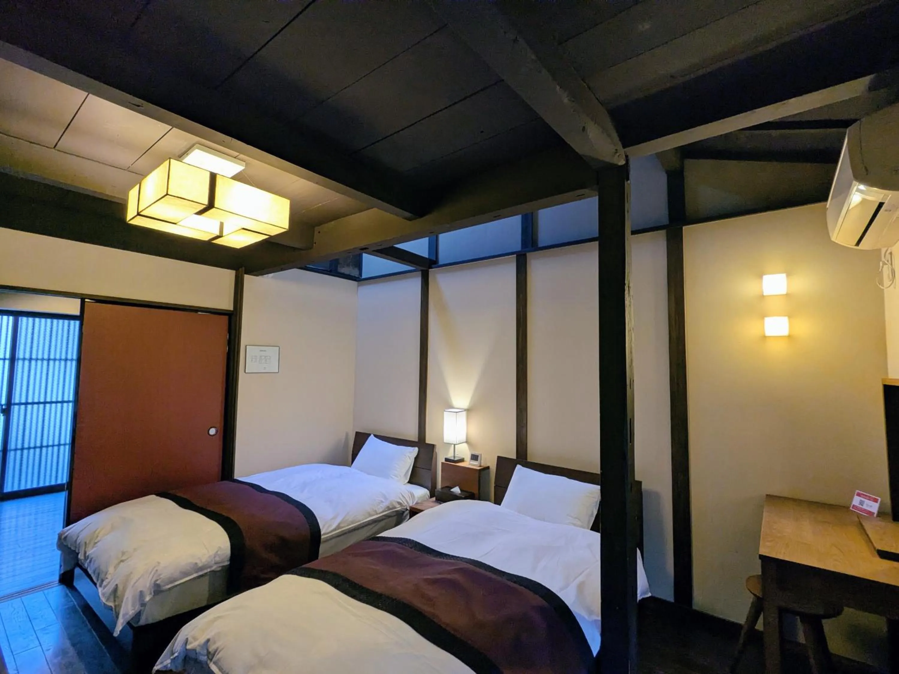 Bedroom, Bed in Kurenai-an