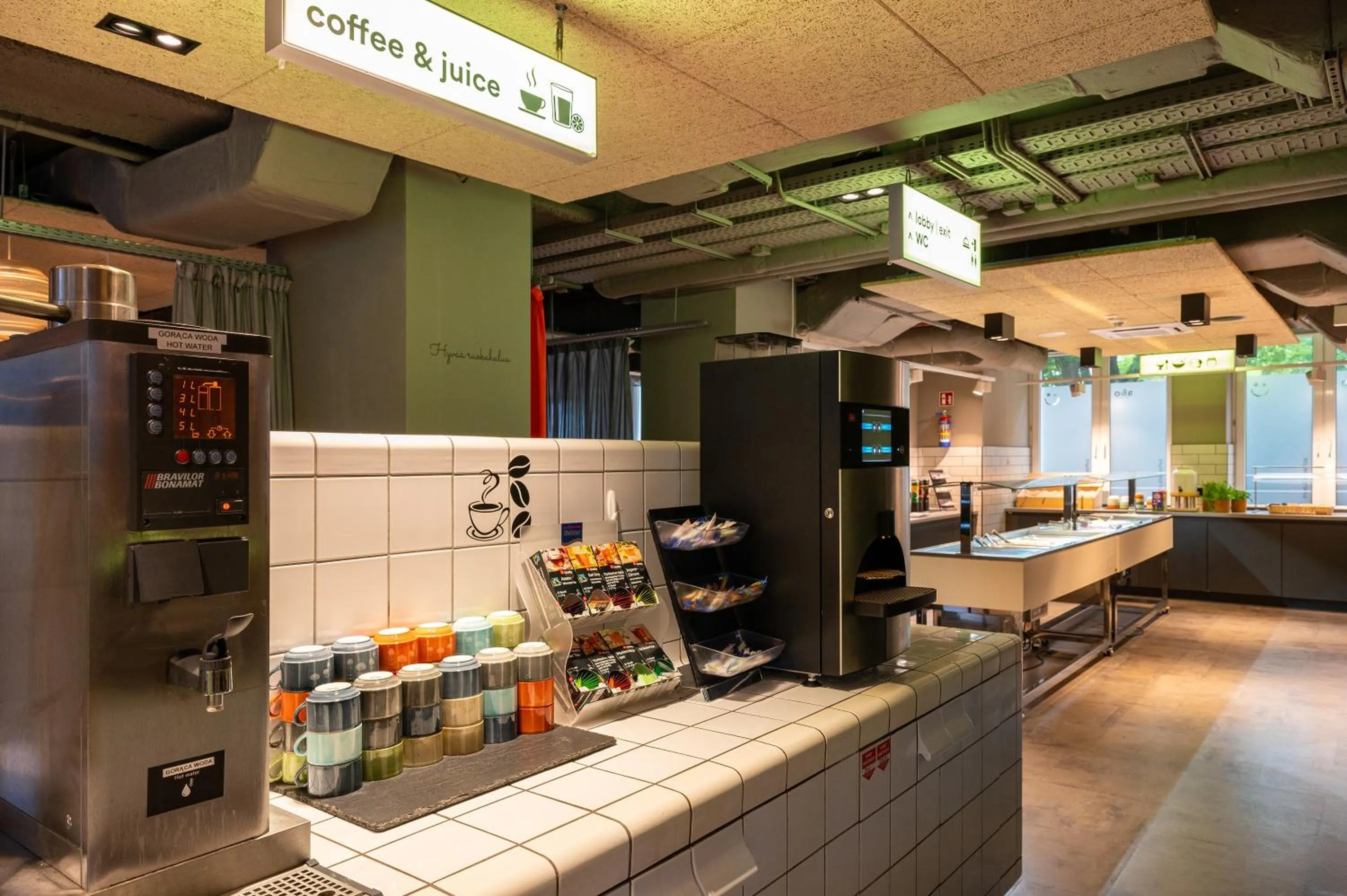 Breakfast in a&o Warszawa Wola