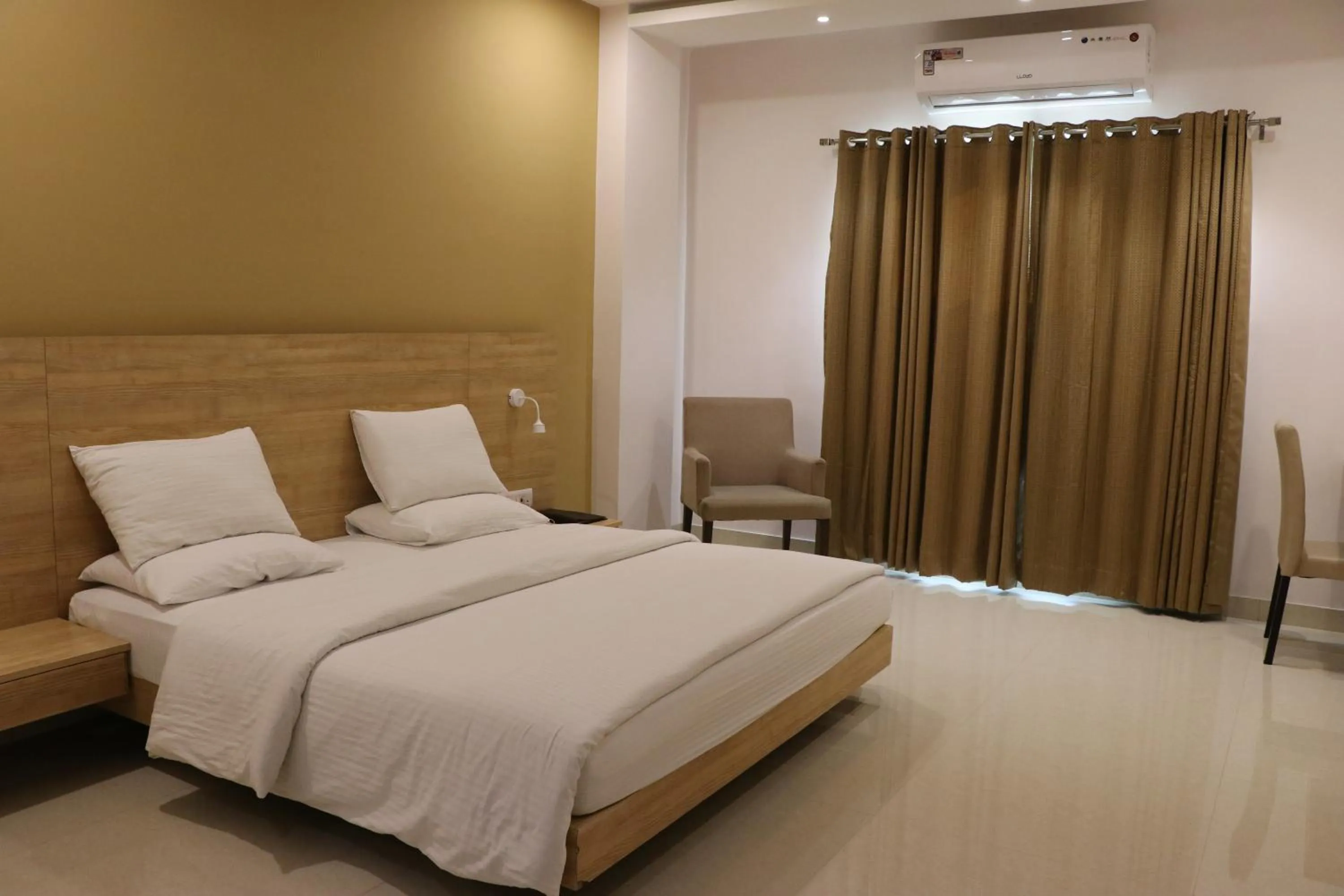 Bed in Little Chef Hotel