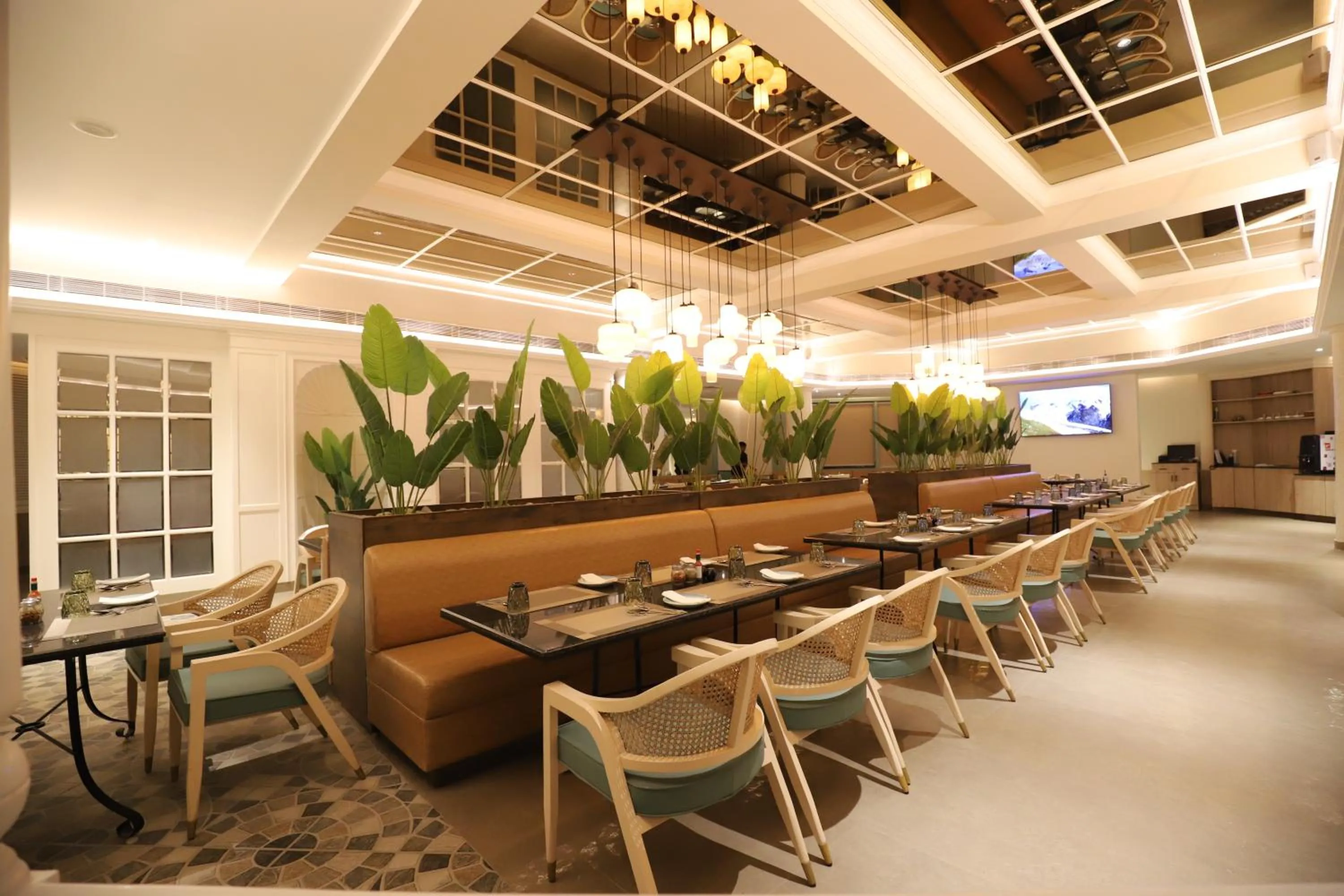 Restaurant/places to eat in Little Chef Hotel