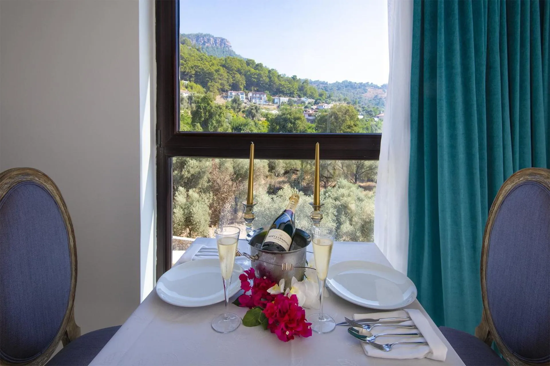 Natural landscape in Highclere Hotel and Spa