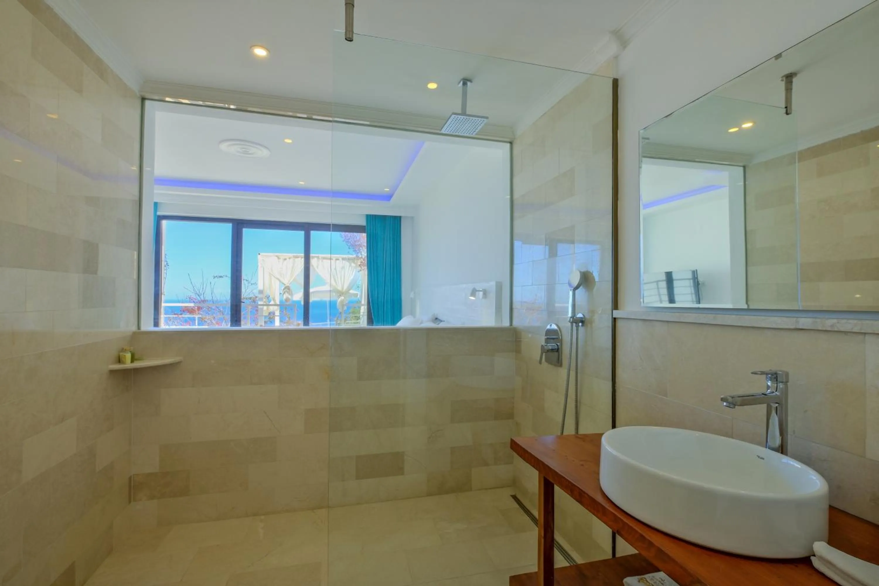 Bathroom in Highclere Hotel and Spa