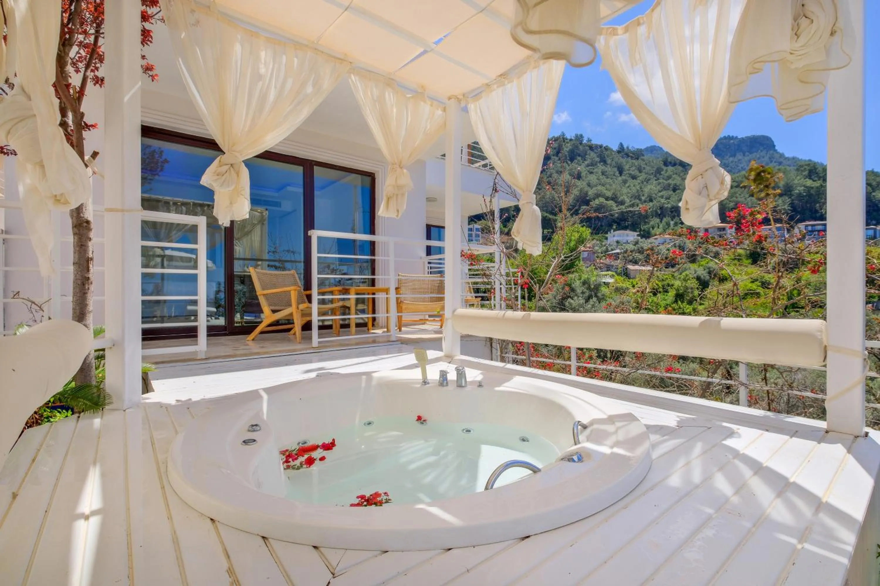 Hot Tub in Highclere Hotel and Spa