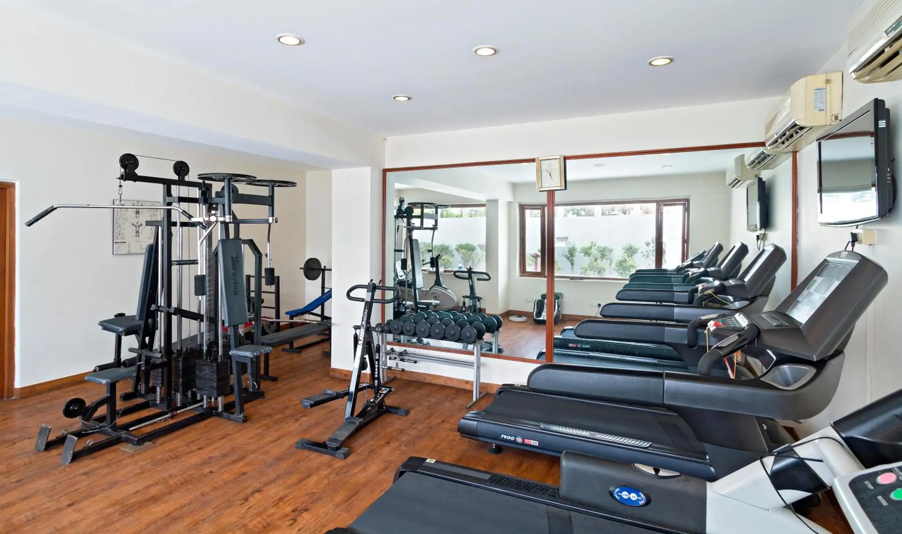 Fitness centre/facilities in Clarks Avadh Fitness centre/facilities in Clarks Avadh
