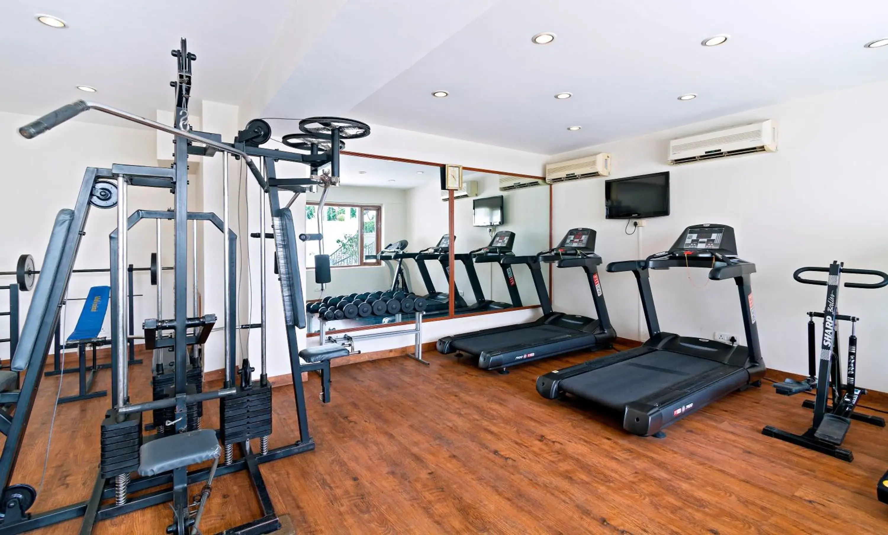 Fitness centre/facilities in Clarks Avadh Fitness centre/facilities in Clarks Avadh