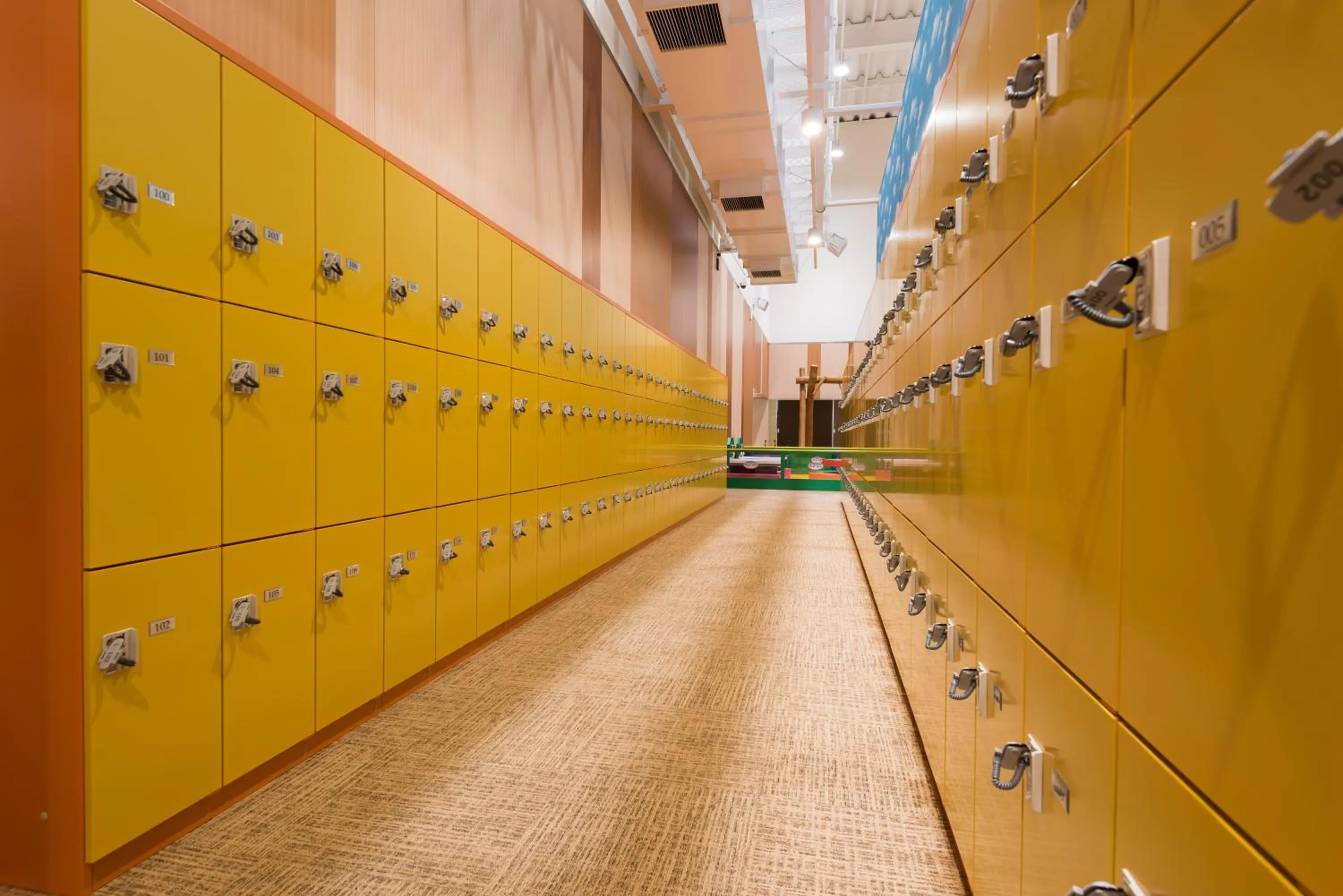 Entertainment in Nara Plaza Hotel