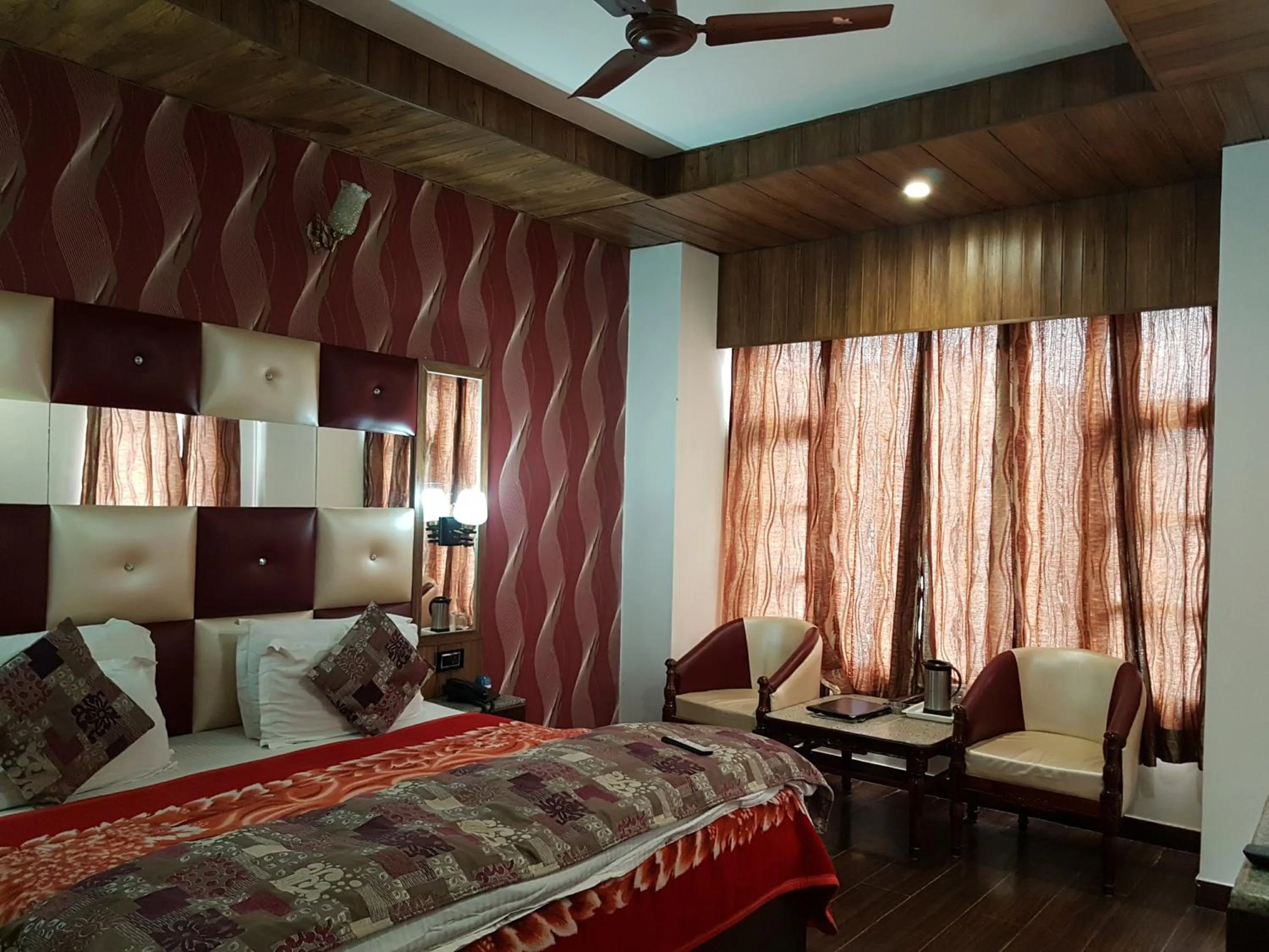 Bed in Sagrika Resort Dalhousie