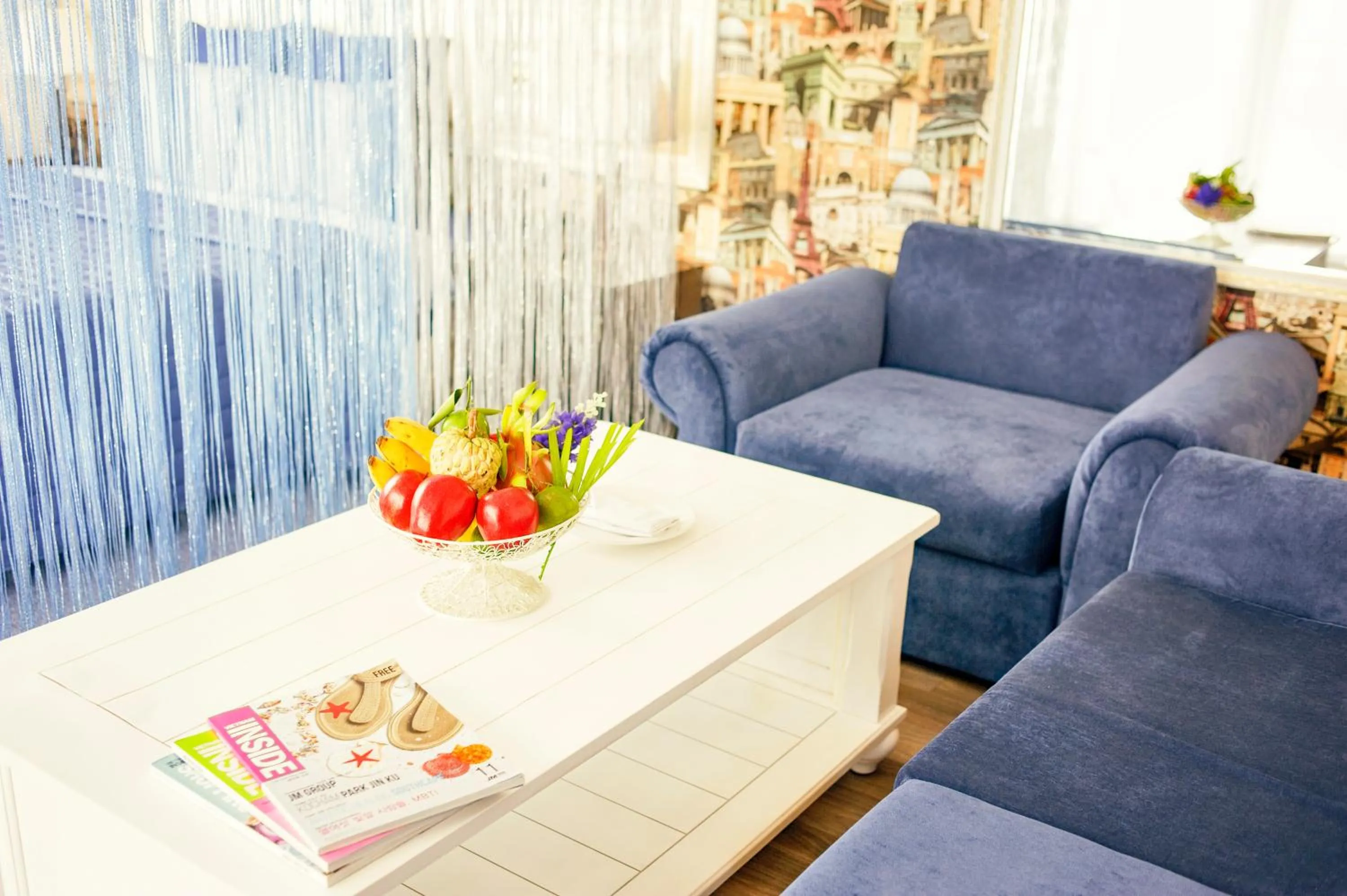 Seating Area in Golden Crown Hotel
