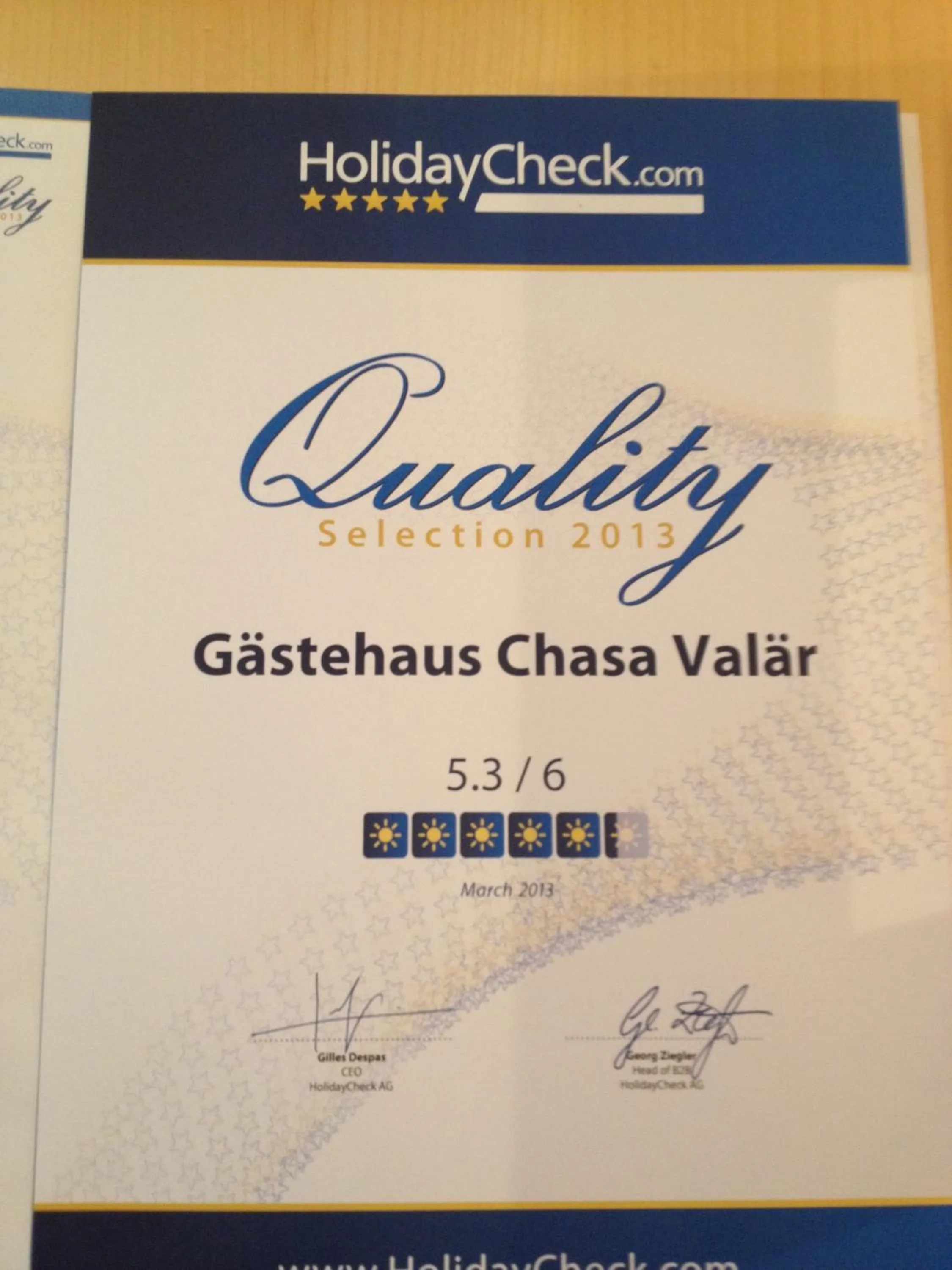 Logo/Certificate/Sign in B&B Hotel & Appartements Chasa Valär
