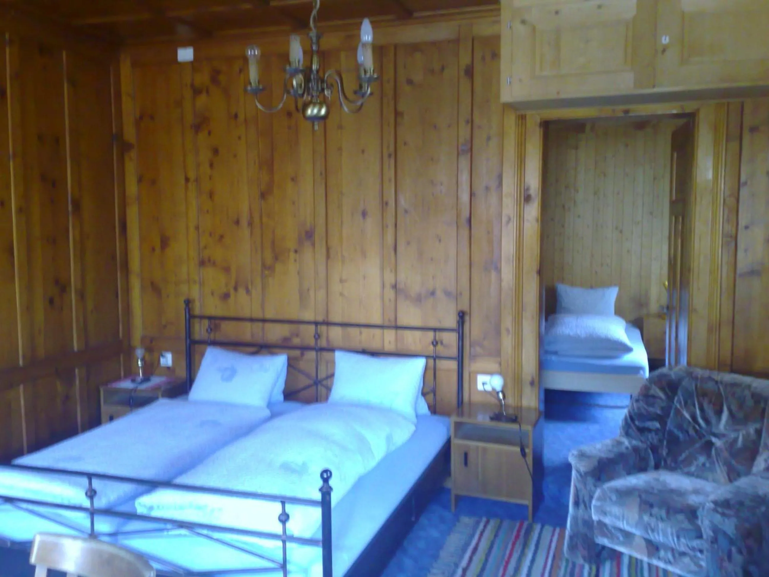 Bed in B&B Hotel & Appartements Chasa Valär