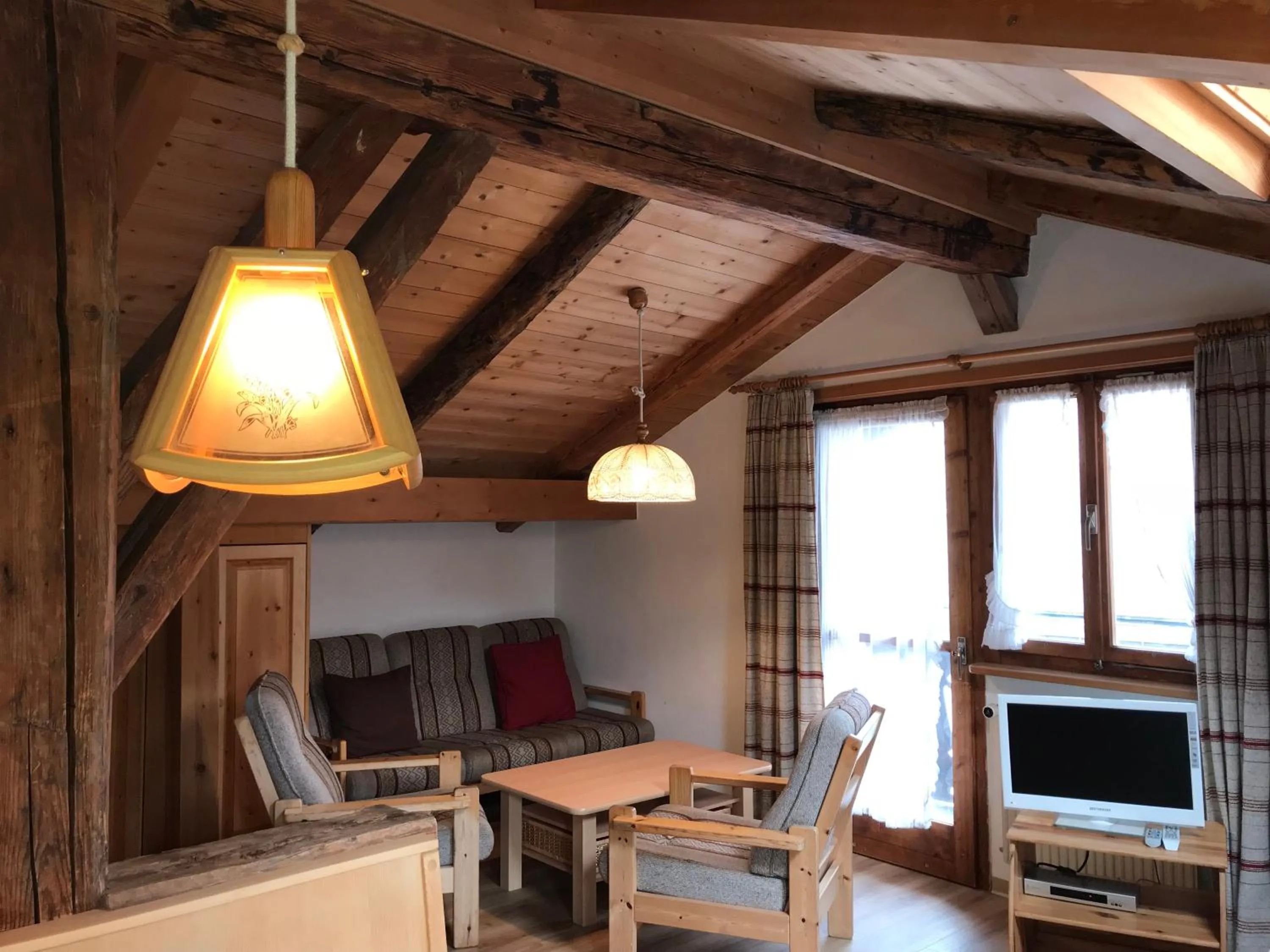 B&B Hotel & Appartements Chasa Valär