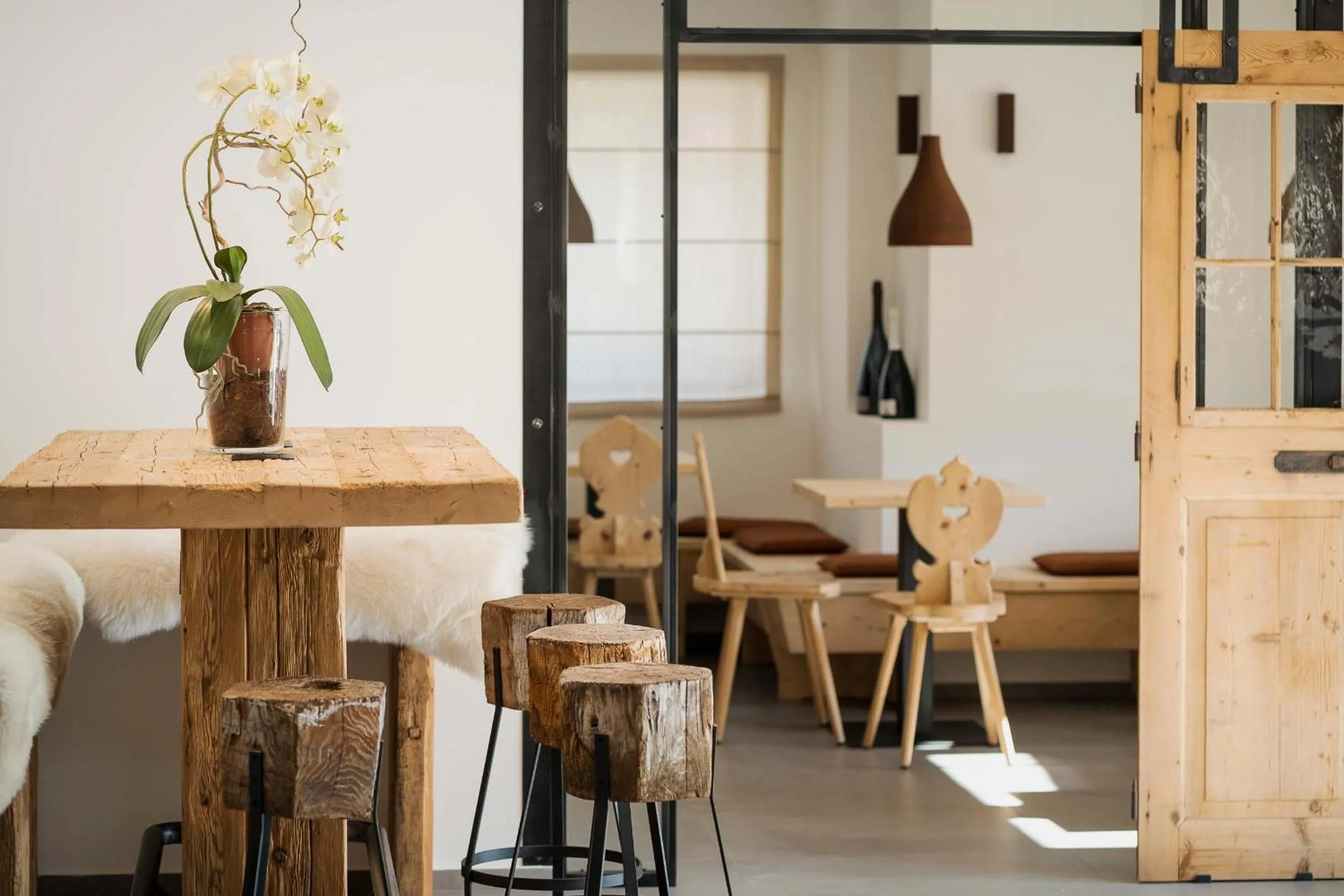 Lobby or reception in Camina Suite and Spa