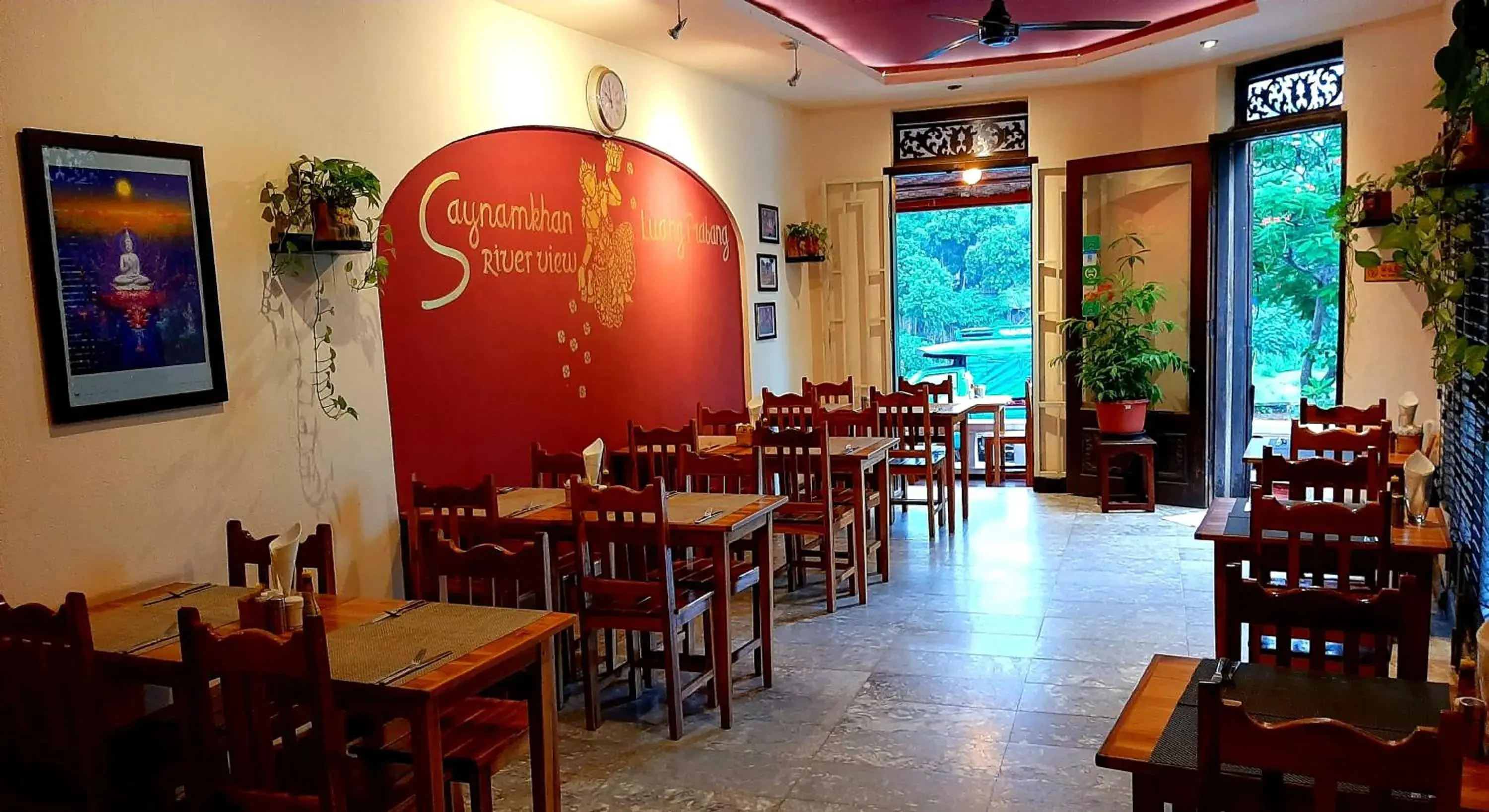 Restaurant/places to eat in Saynamkhan River View Restaurant/places to eat in Saynamkhan River View