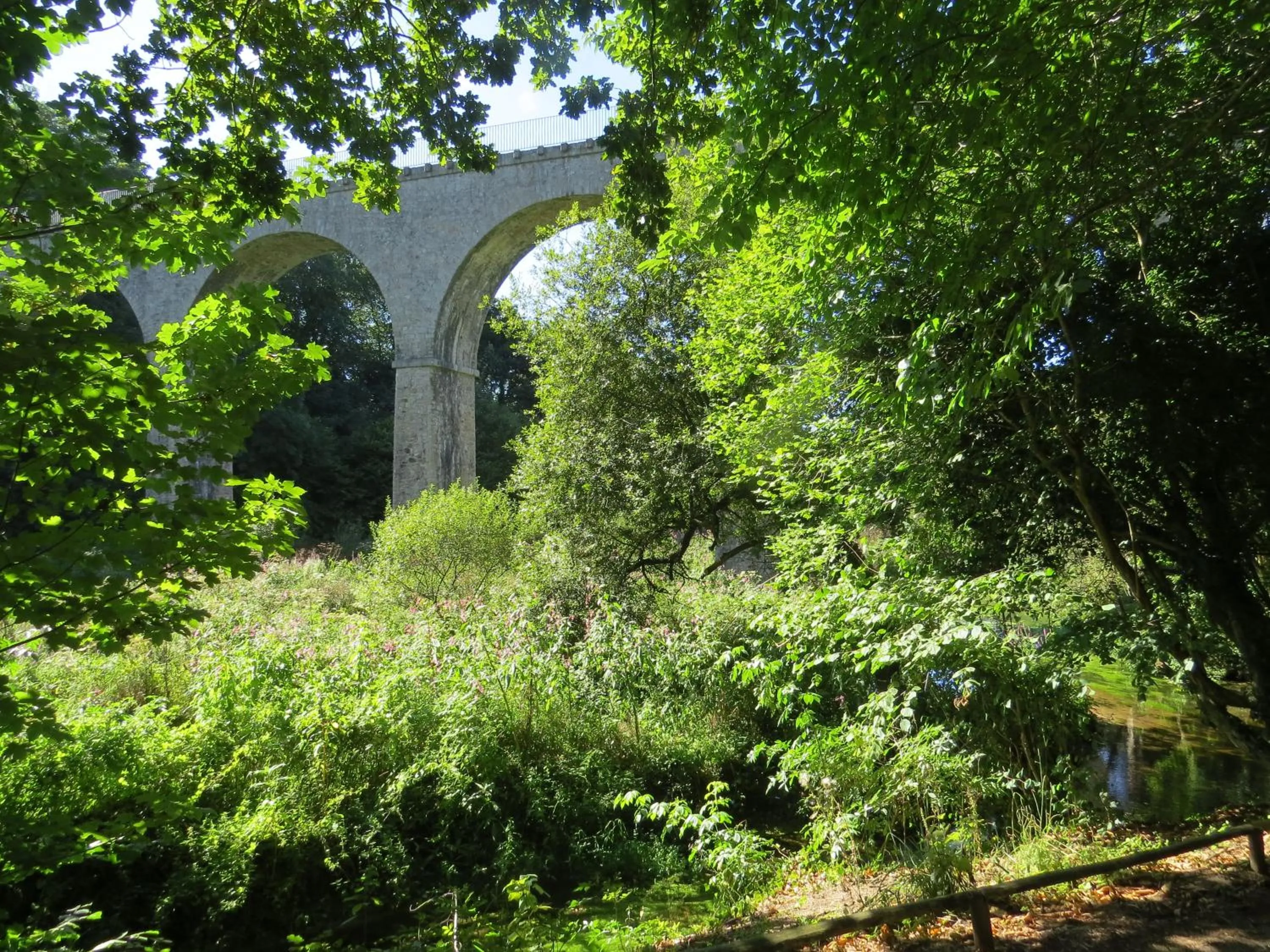 Hiking in Les Chambres de Kermenguy