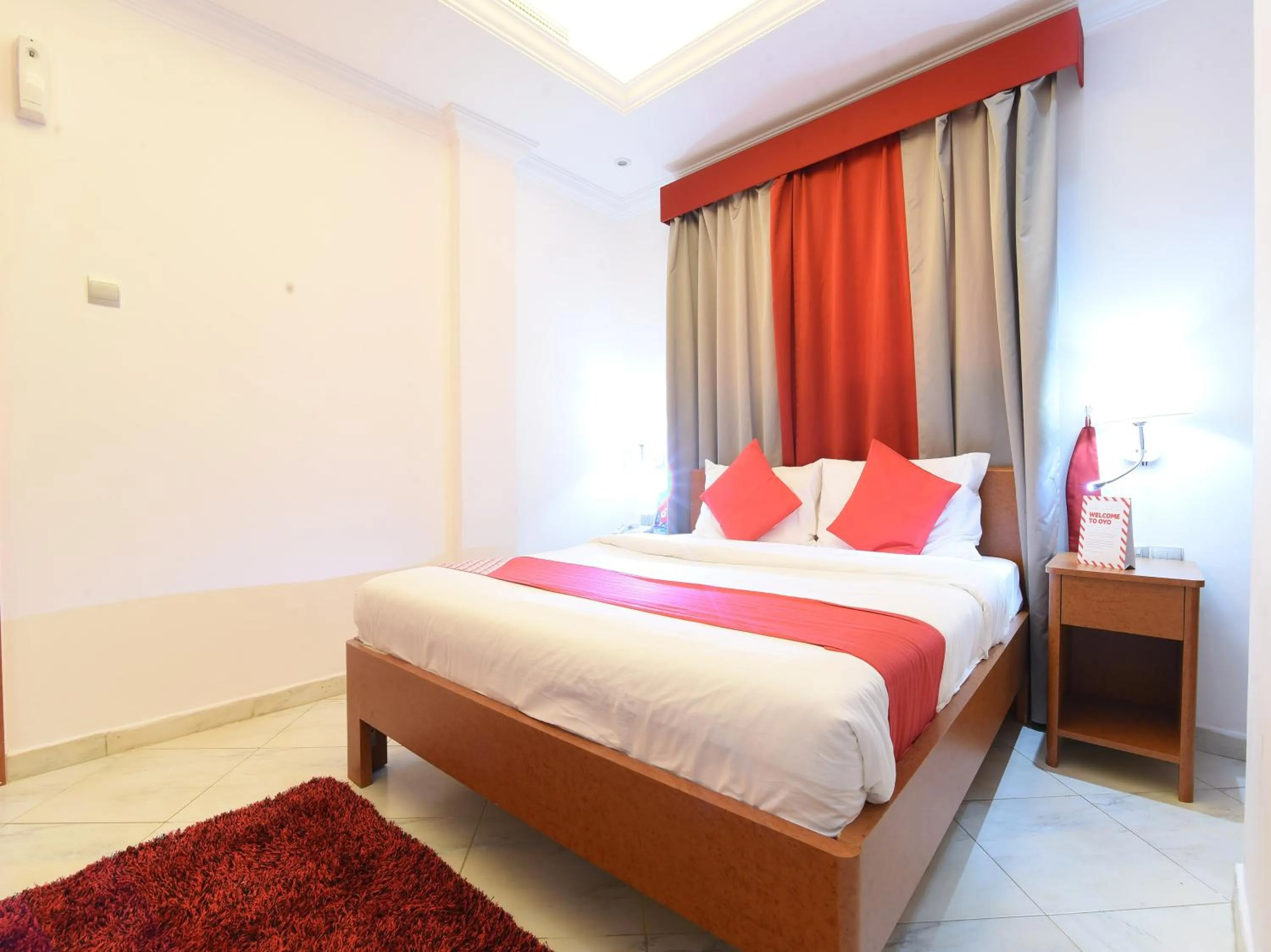 Bedroom, Bed in Mirage Hotel