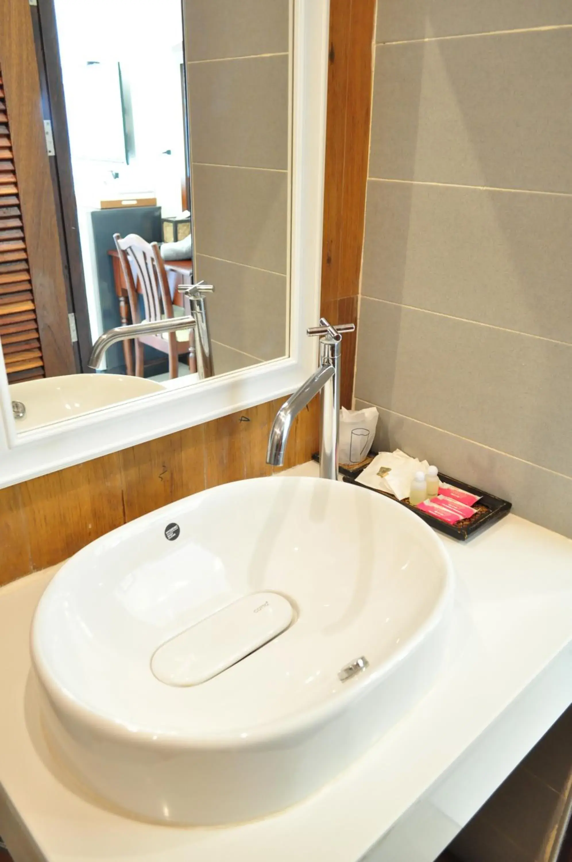 Bathroom in Lanta Seafront Resort Bathroom in Lanta Seafront Resort