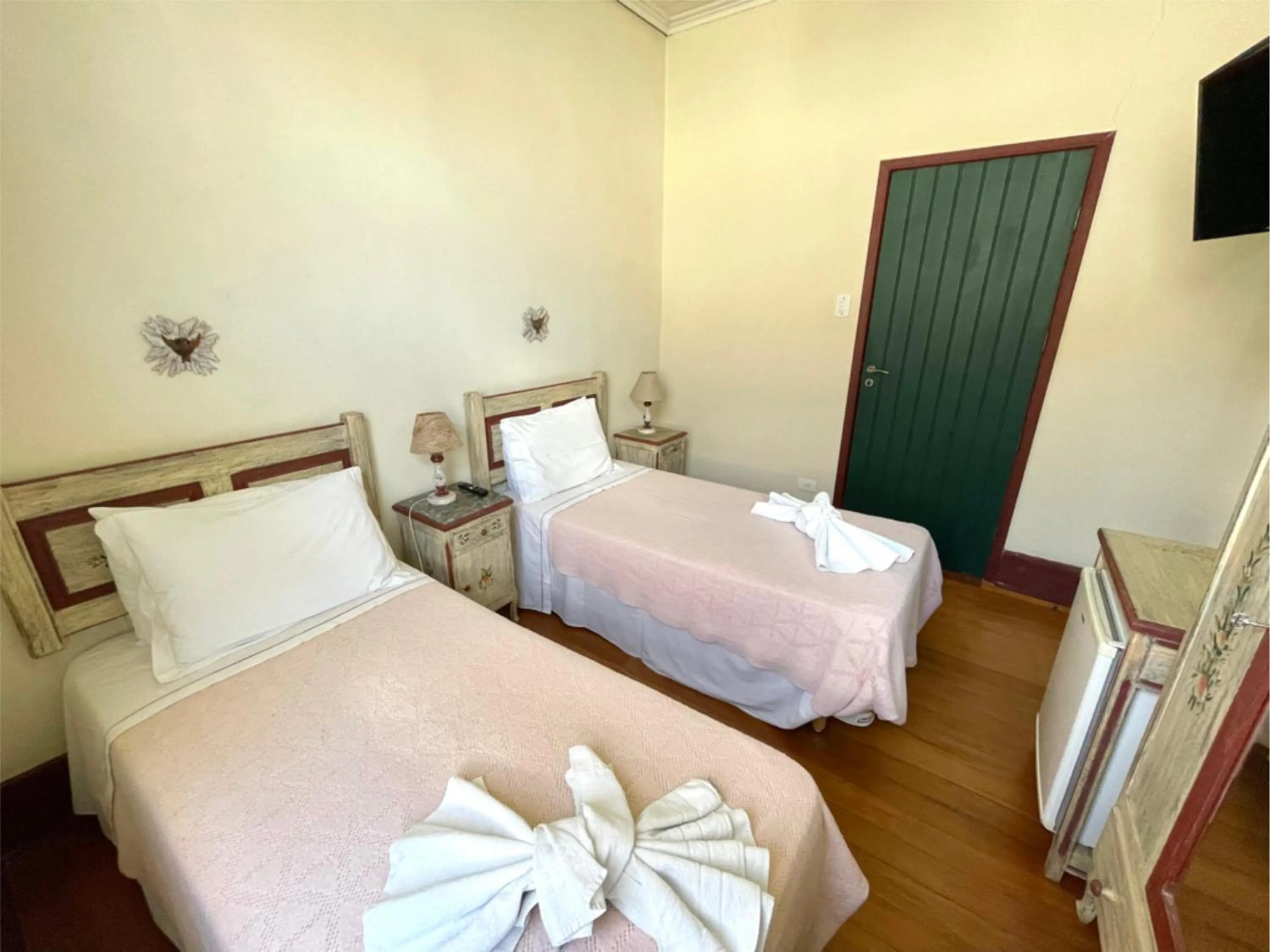 Photo of the whole room, Bed in Pousada do Duque