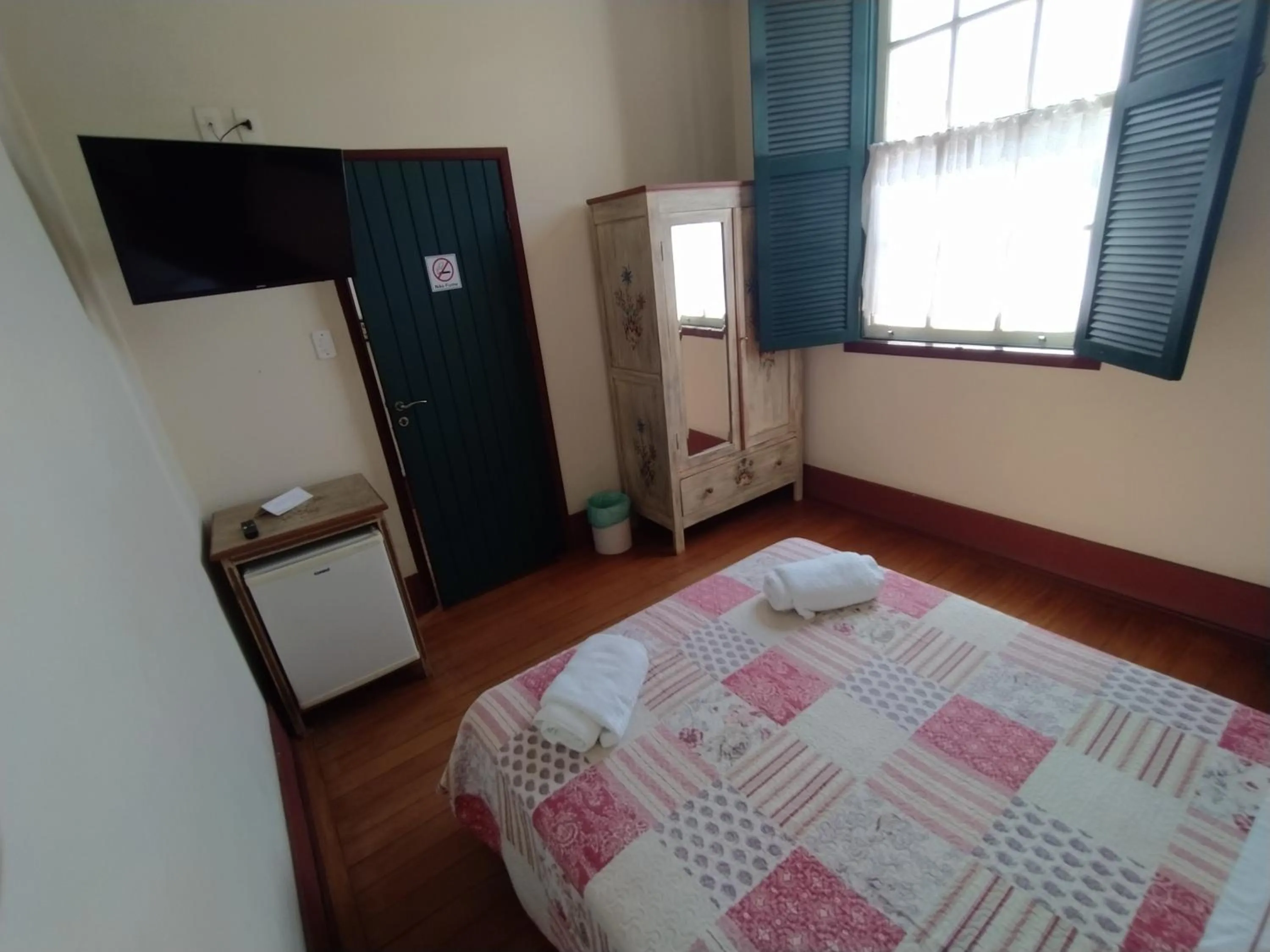 Photo of the whole room, Bed in Pousada do Duque