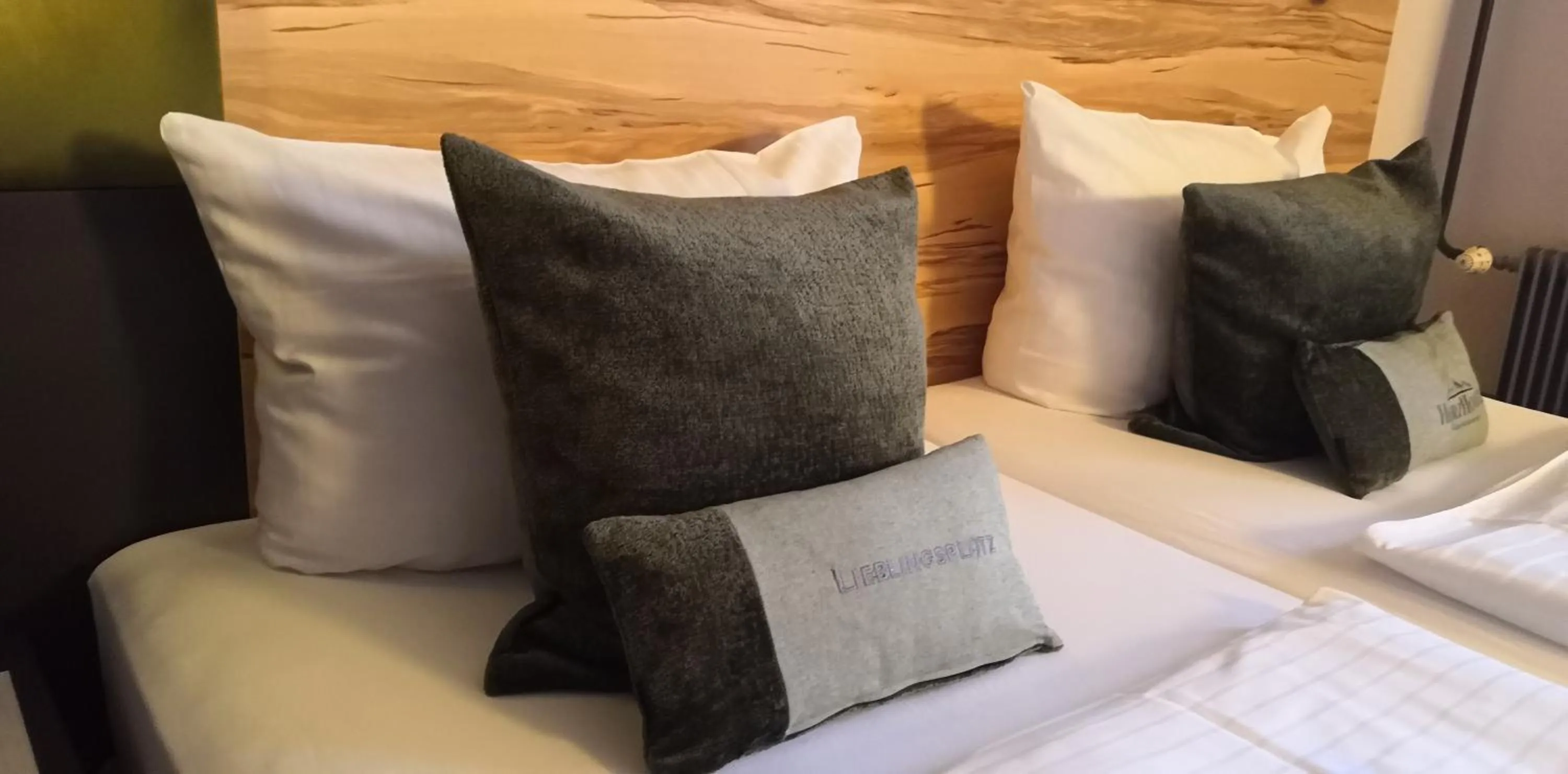 Photo of the whole room, Bed in HarzHotel Güntersberge