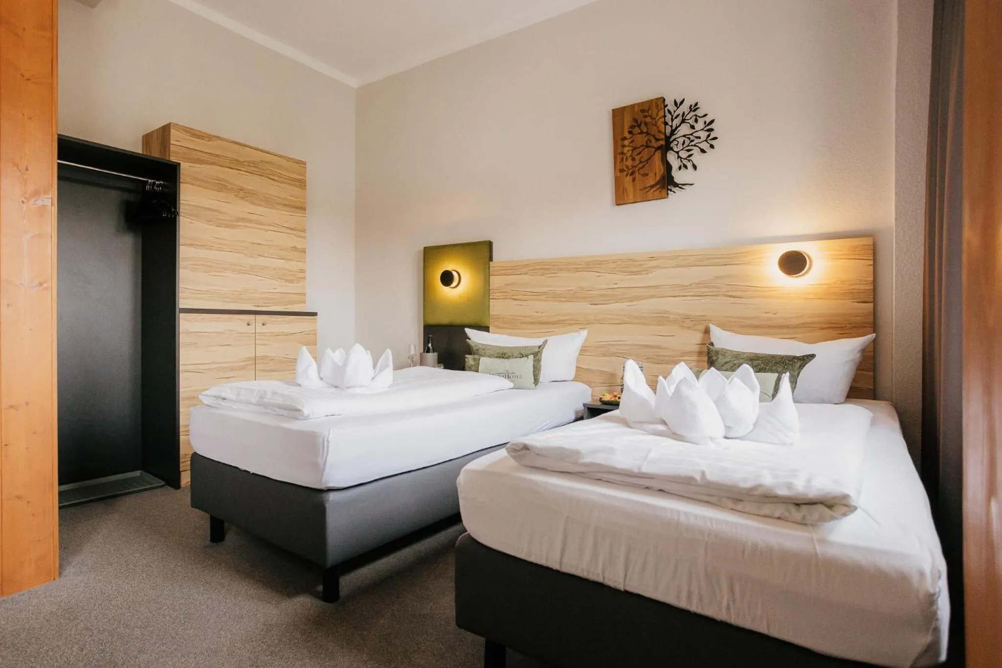 Photo of the whole room, Bed in HarzHotel Güntersberge