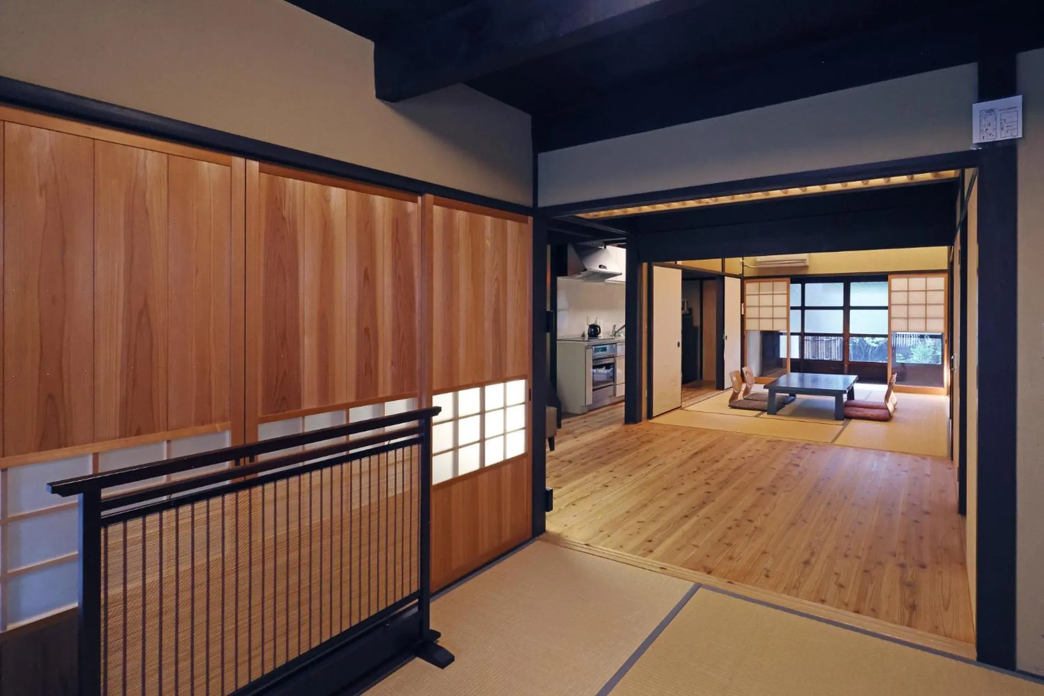 Photo of the whole room, Bed in Heiankyu-dairi no yado