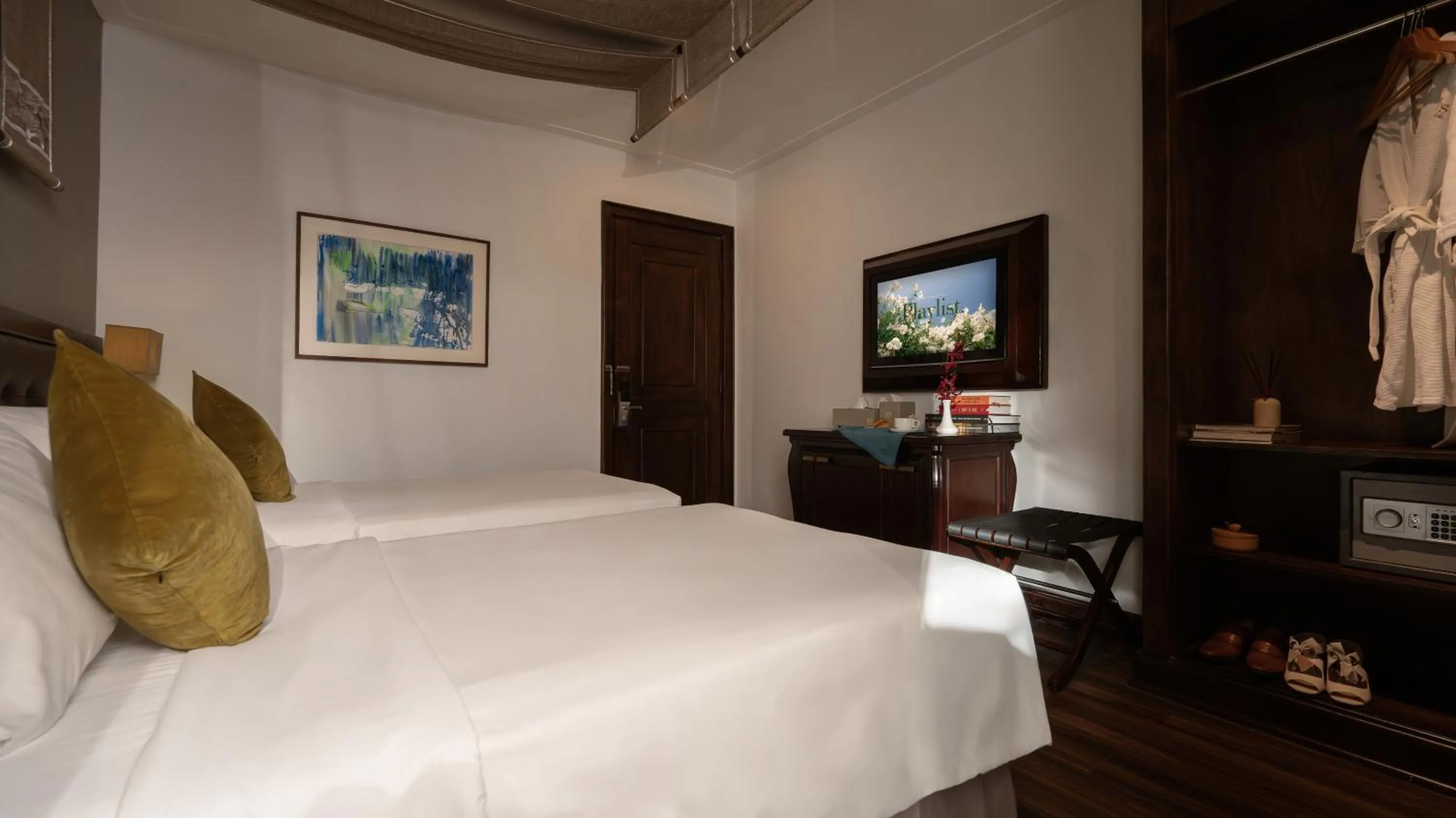 Bed in The Odys Boutique Hotel