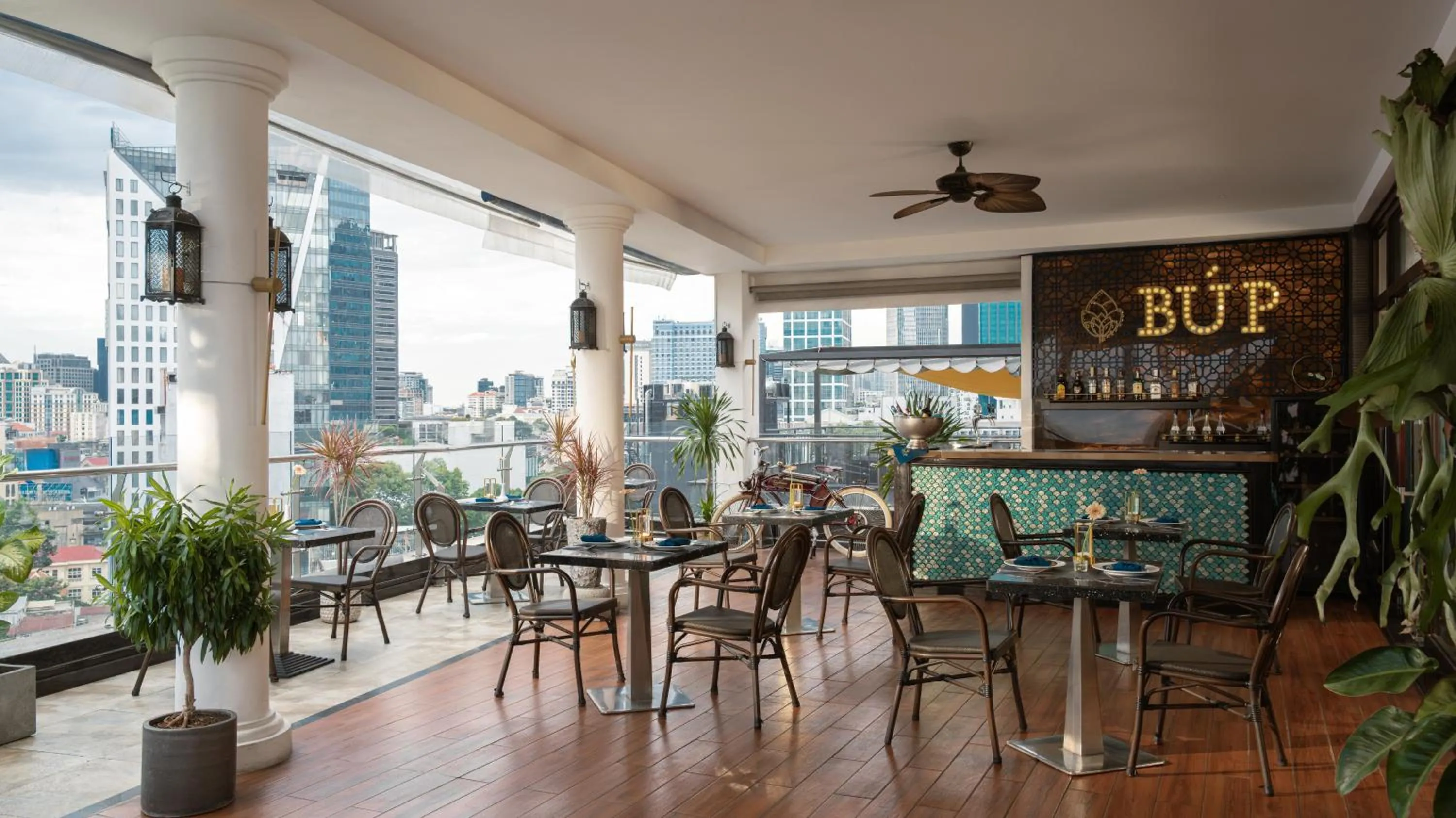 Restaurant/places to eat in The Odys Boutique Hotel