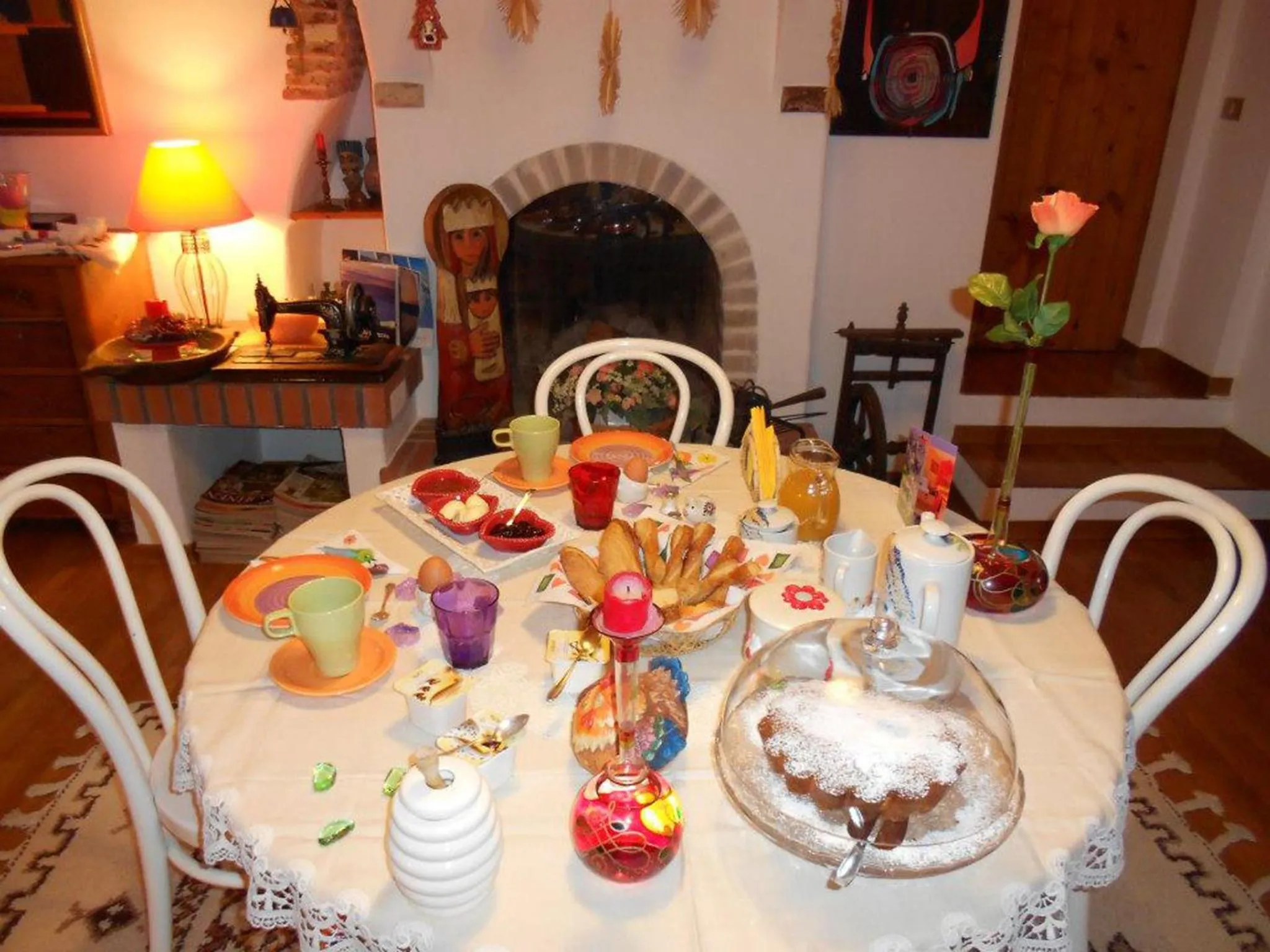 Italian breakfast in B&B Glicine
