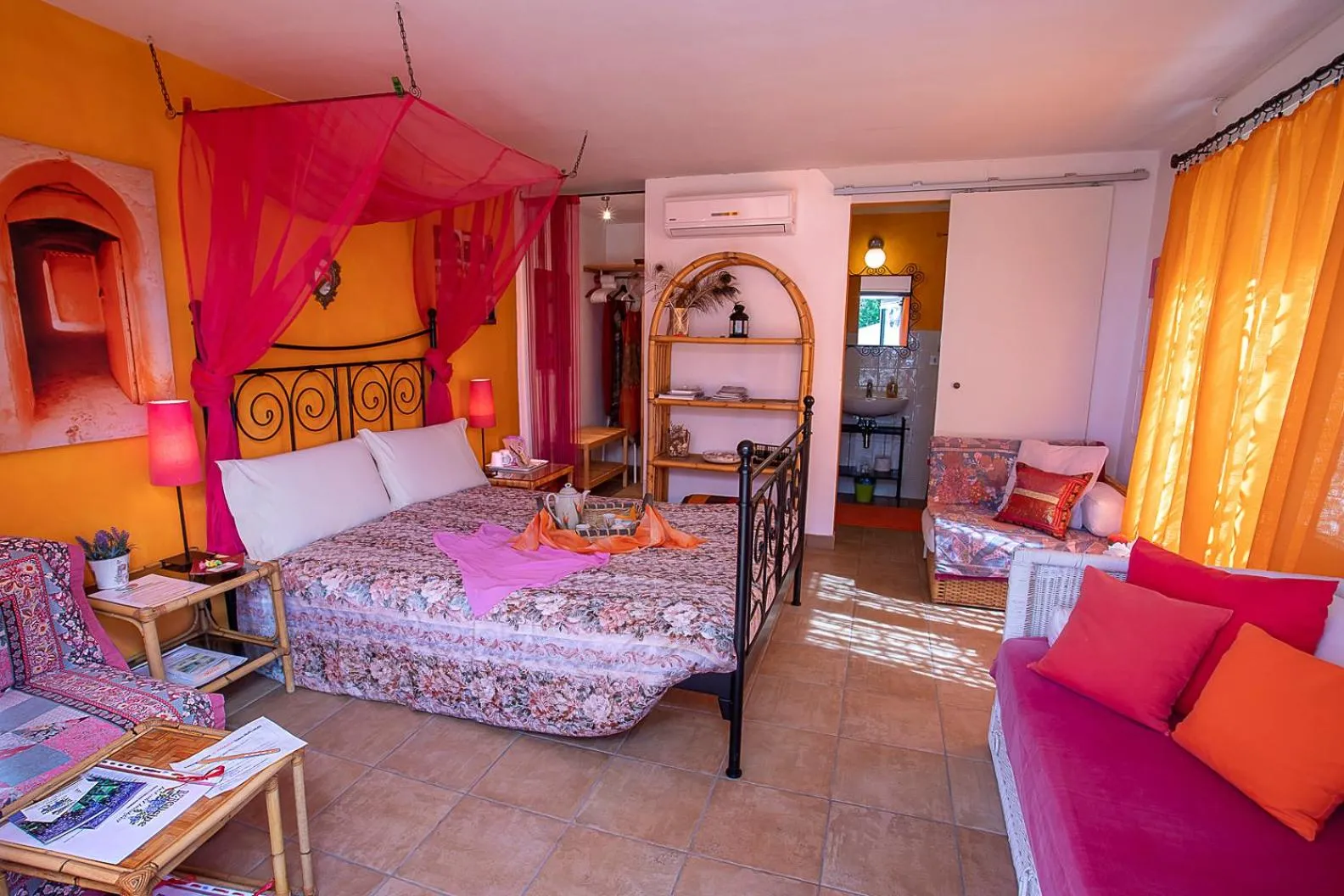 Bed in B&B Glicine