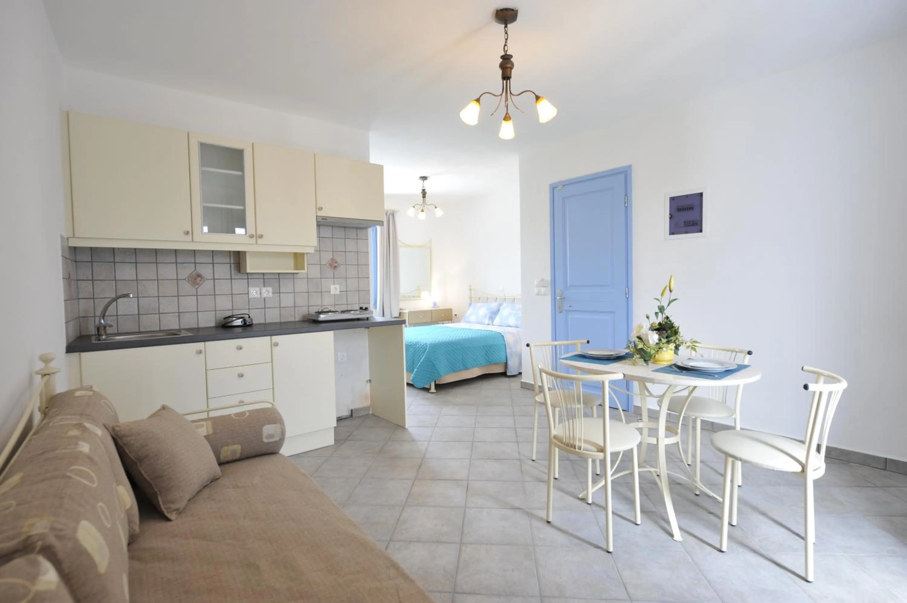 Kitchen or kitchenette in Evita Apartments