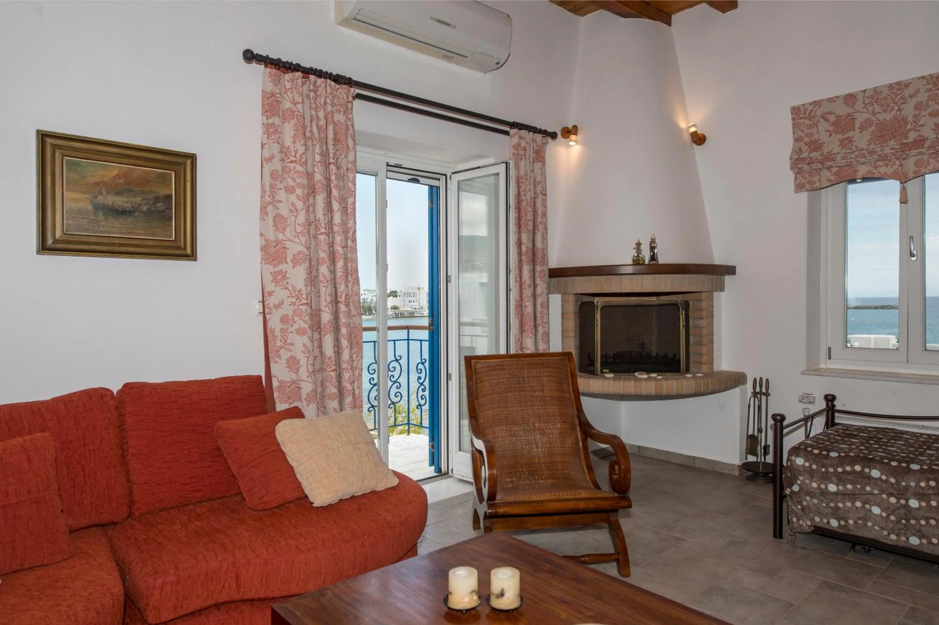 Seating area in Evita Apartments