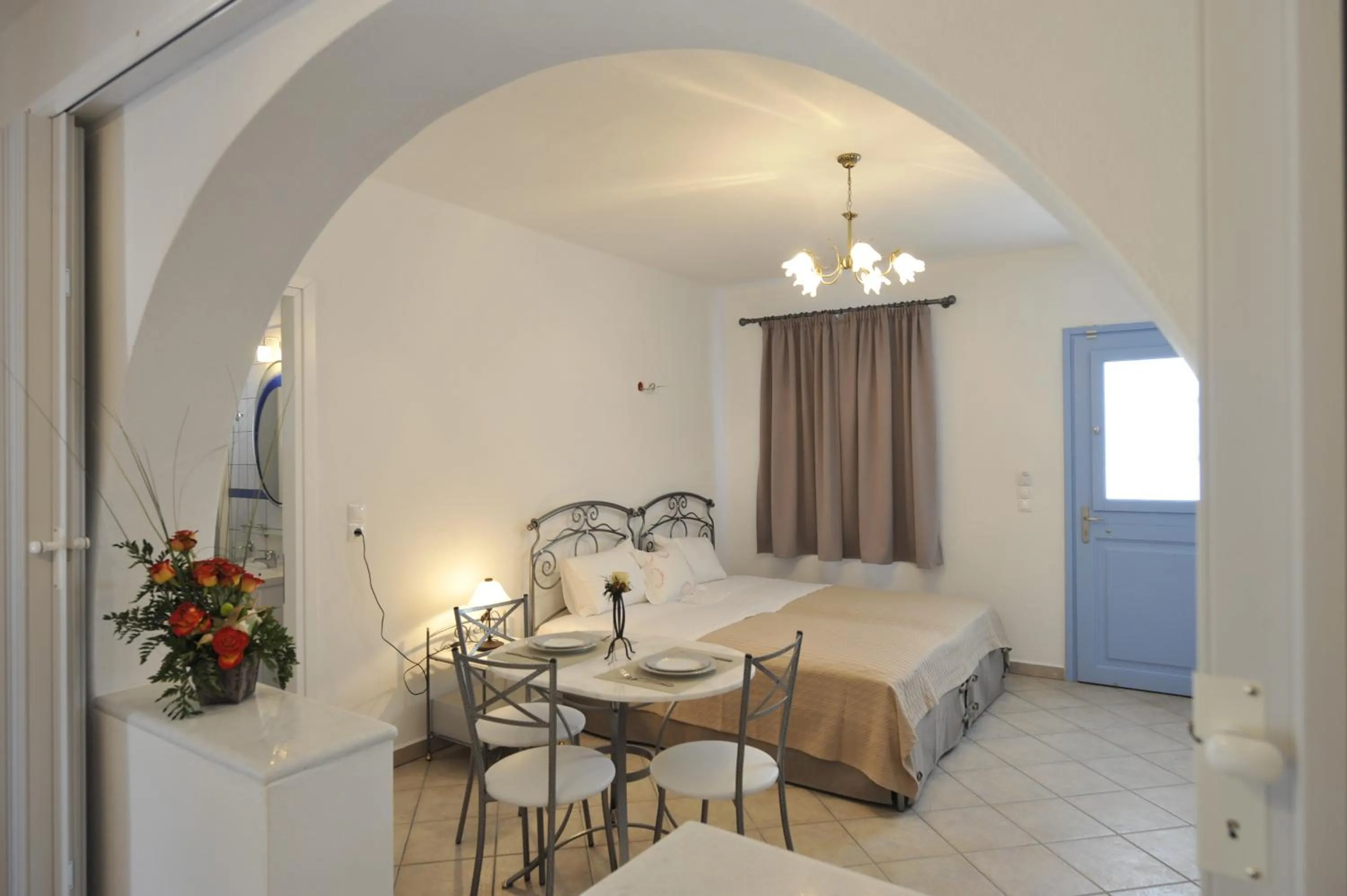 Bedroom, Bed in Evita Apartments