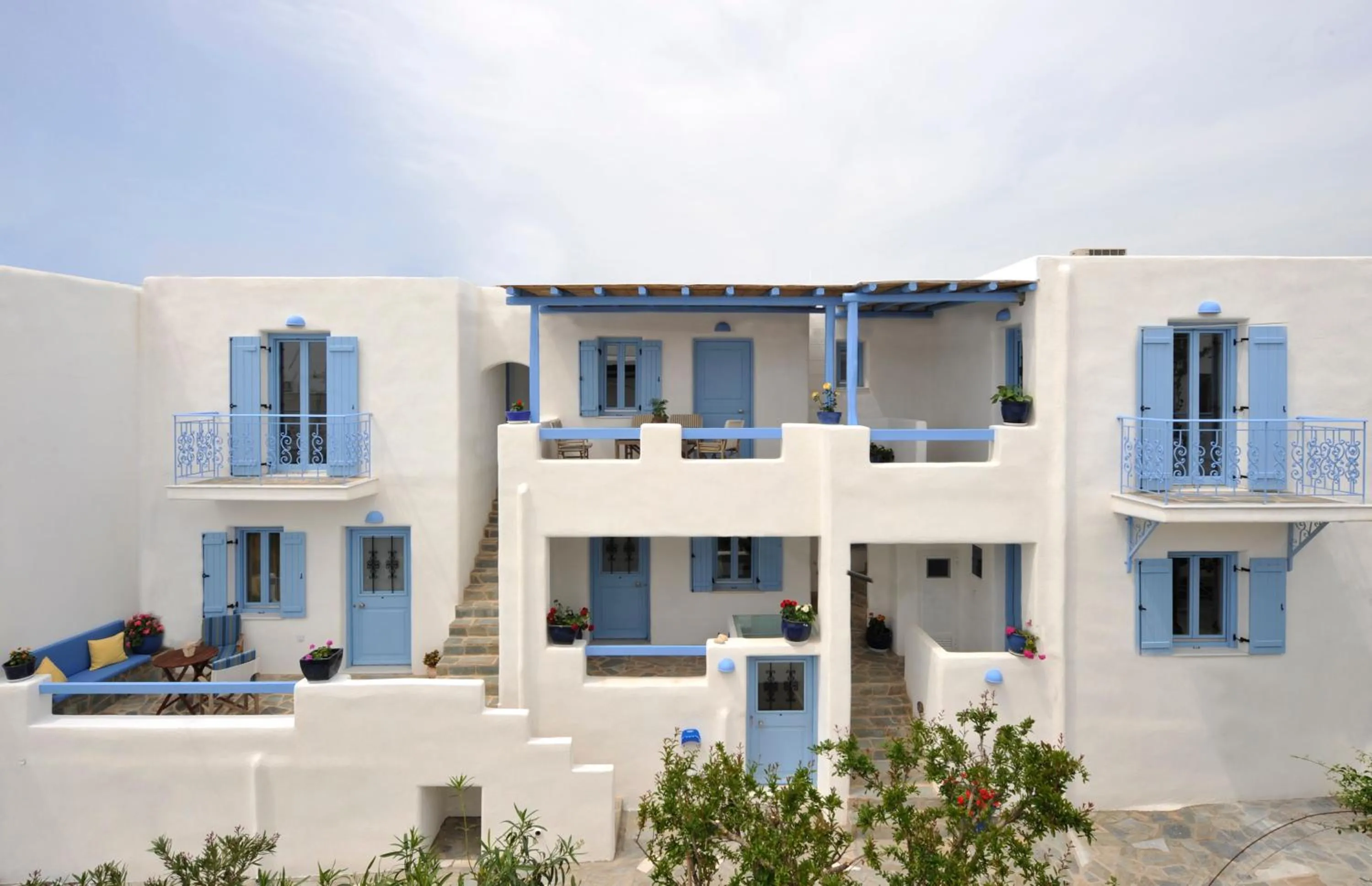 Facade/entrance in Evita Apartments