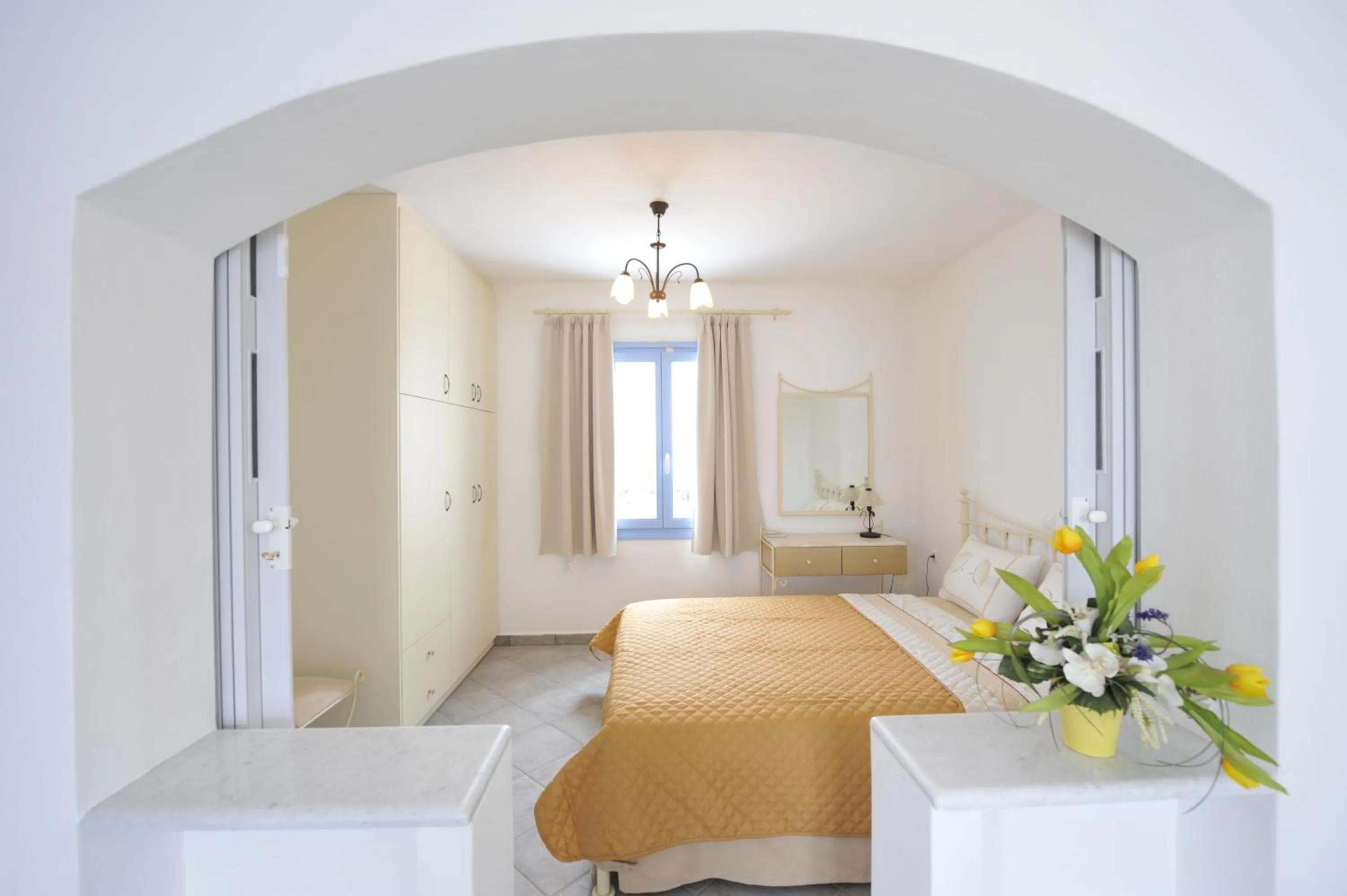 Bedroom, Bed in Evita Apartments