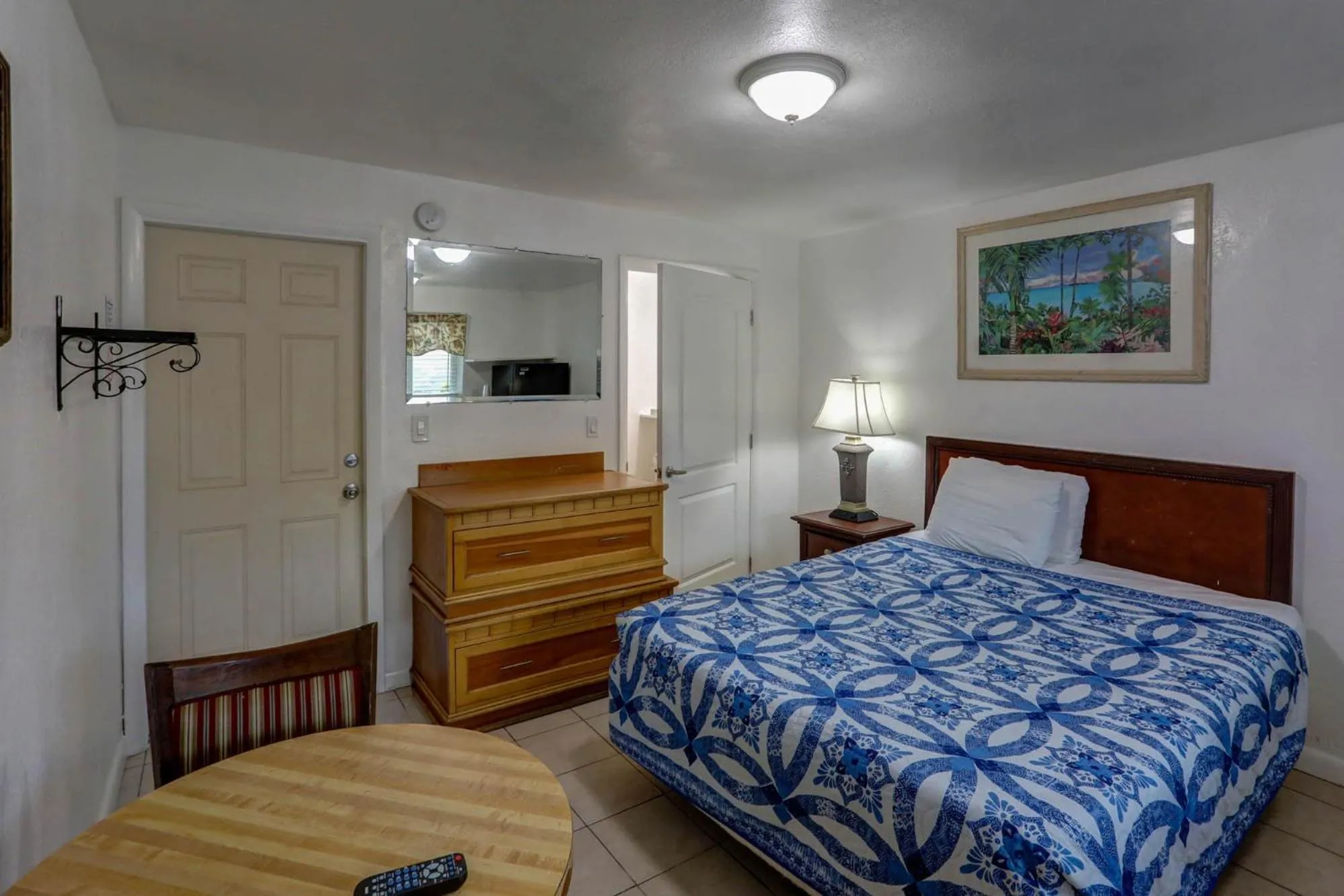 Bed in Green Seas Motel