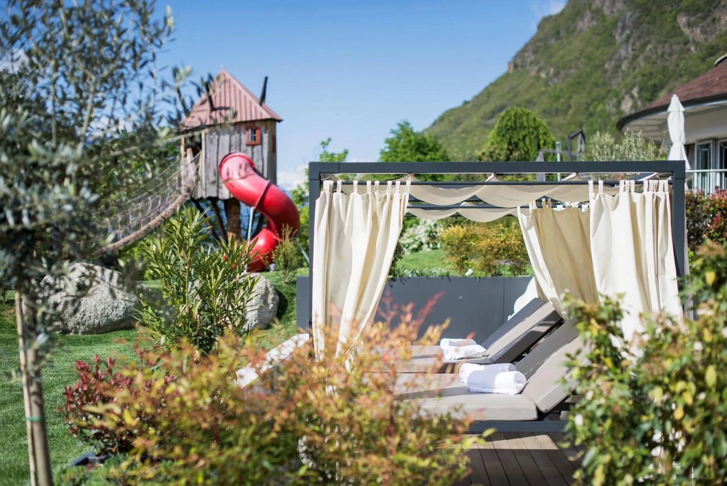 Children play ground in Heidi & Edith Family Aparthotel