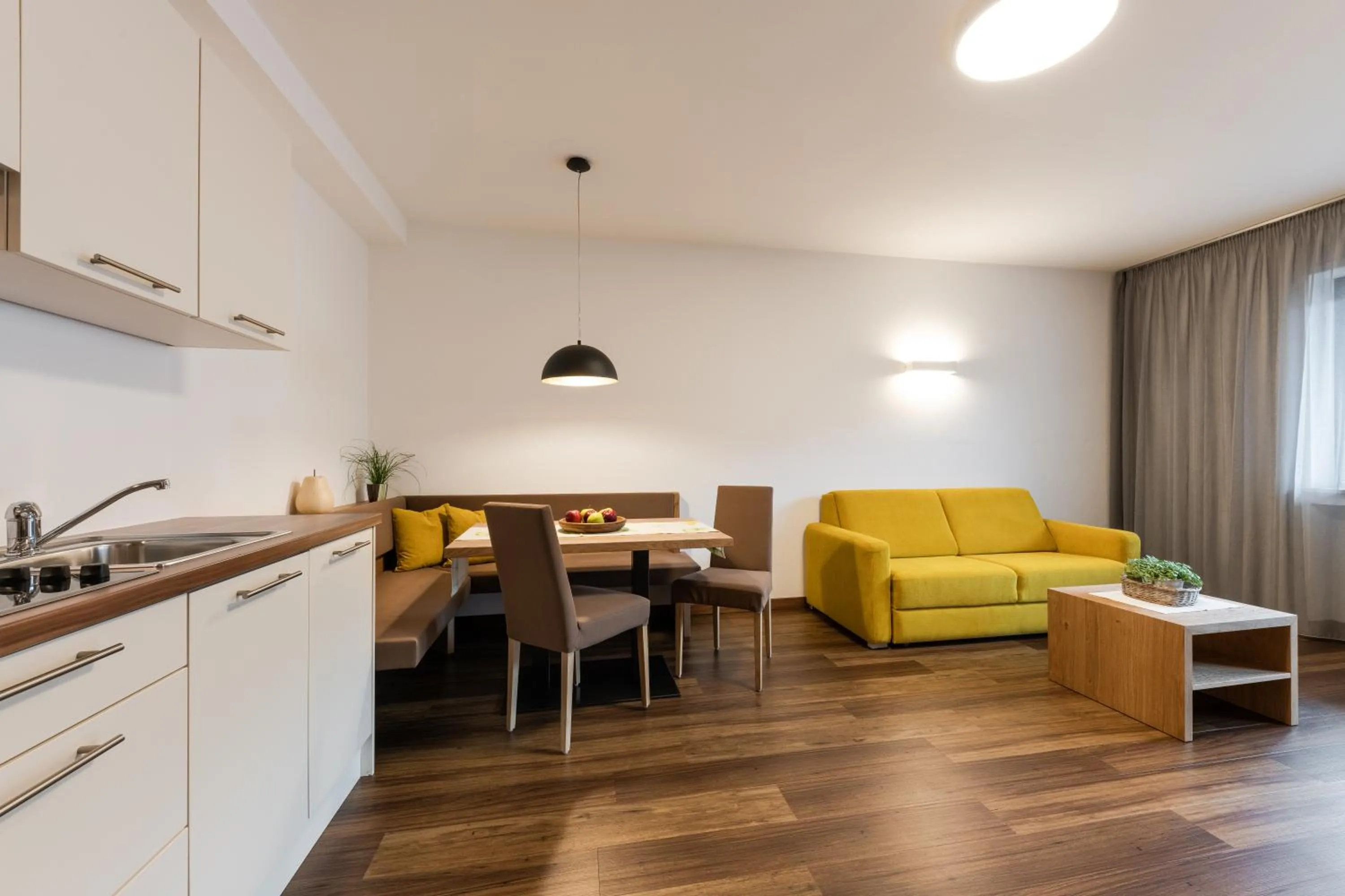 Kitchen or kitchenette in Heidi & Edith Family Aparthotel