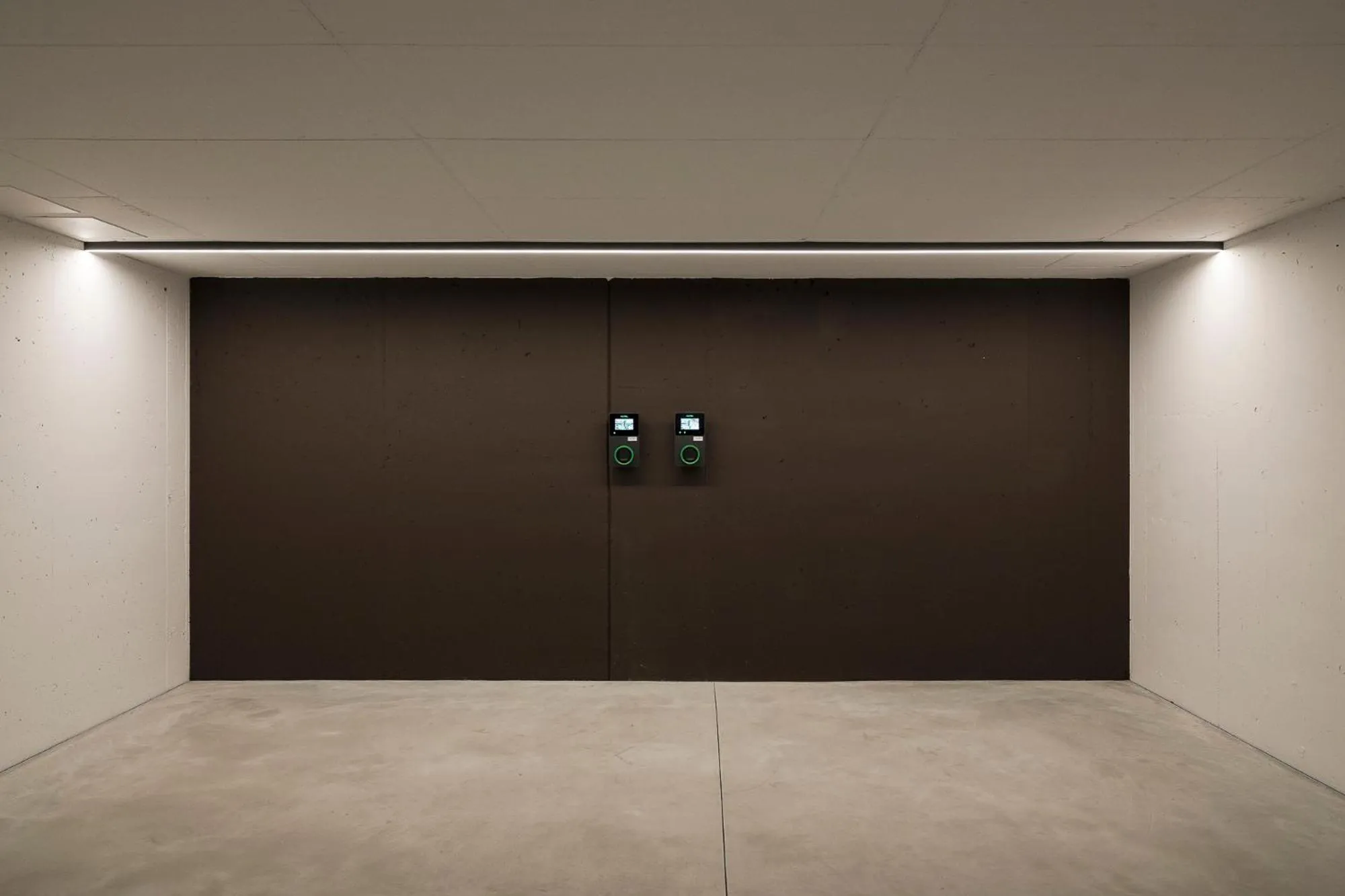 Parking in Heidi & Edith Family Aparthotel