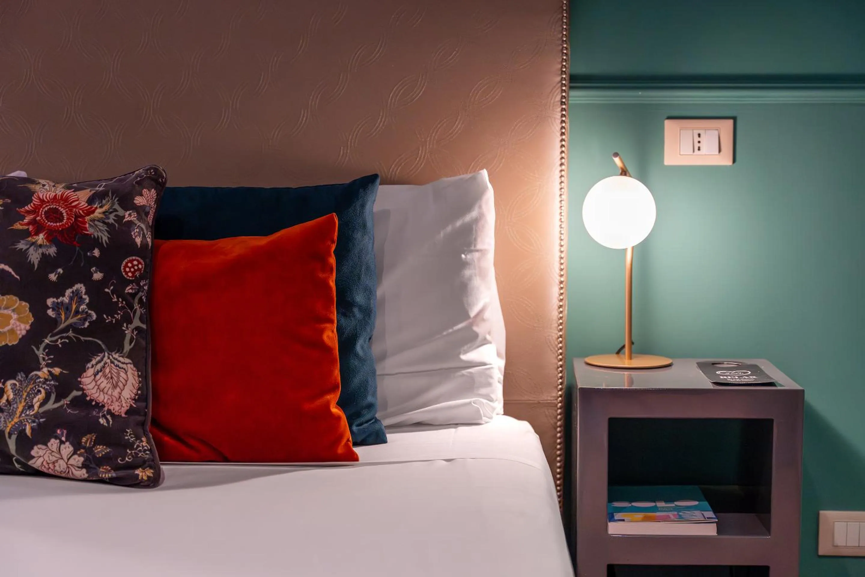 Bed in Town House Campo De Fiori