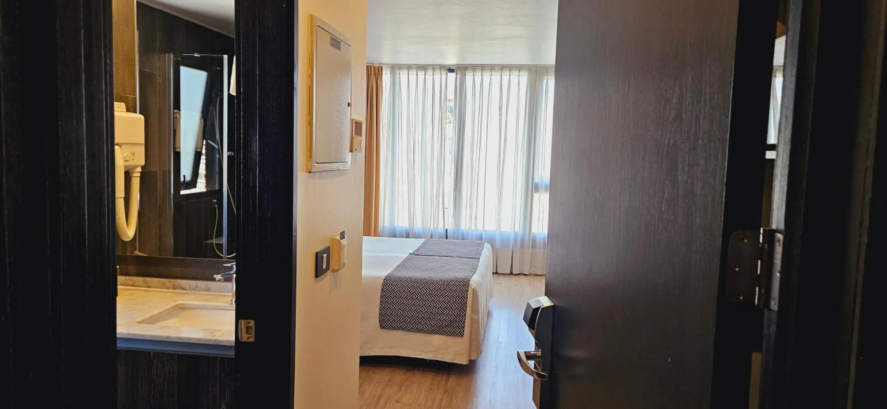 Photo of the whole room, Bed in RQ Santa Magdalena