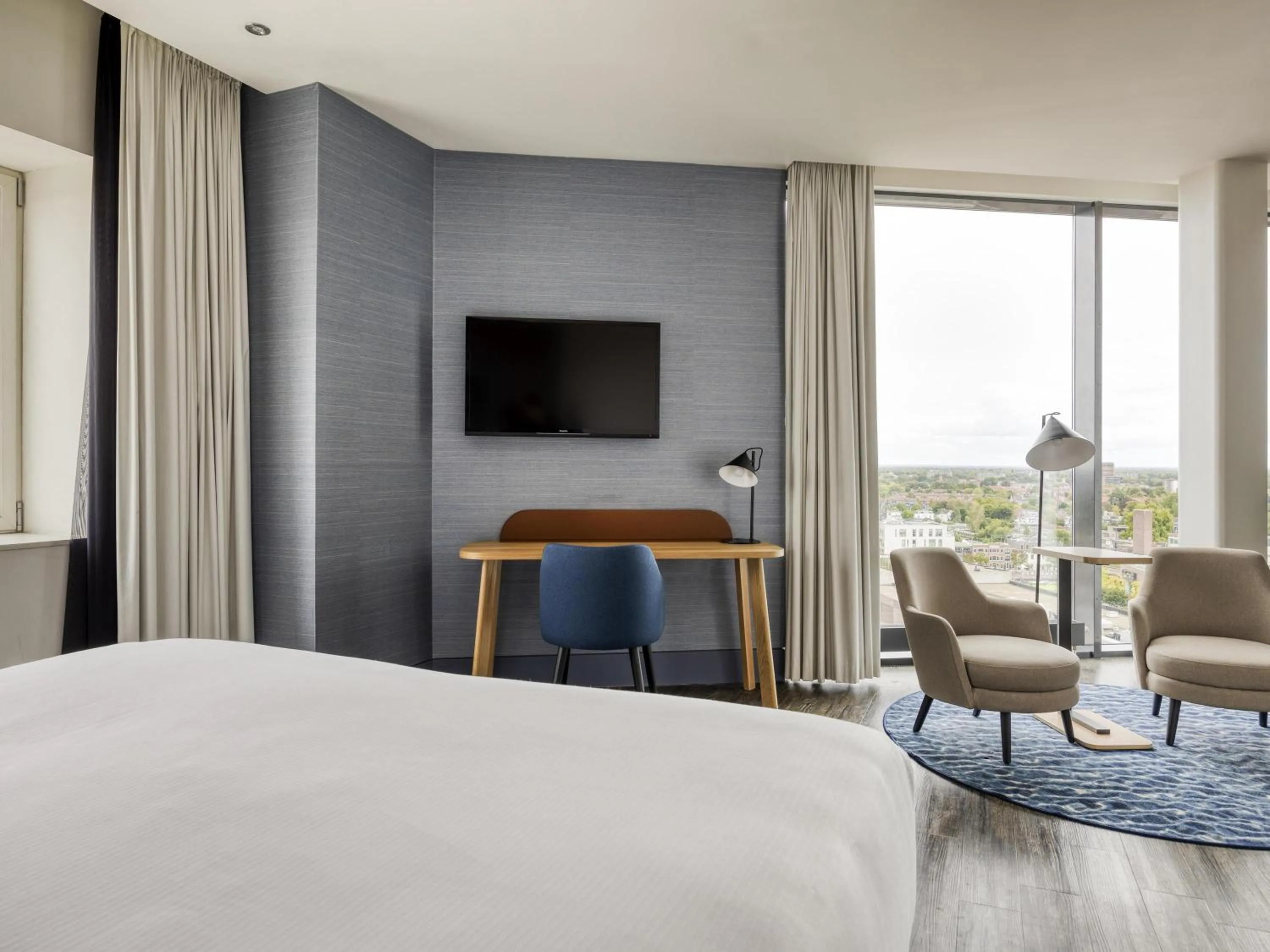 Bedroom, Bed in Mercure Hotel Amersfoort Centre