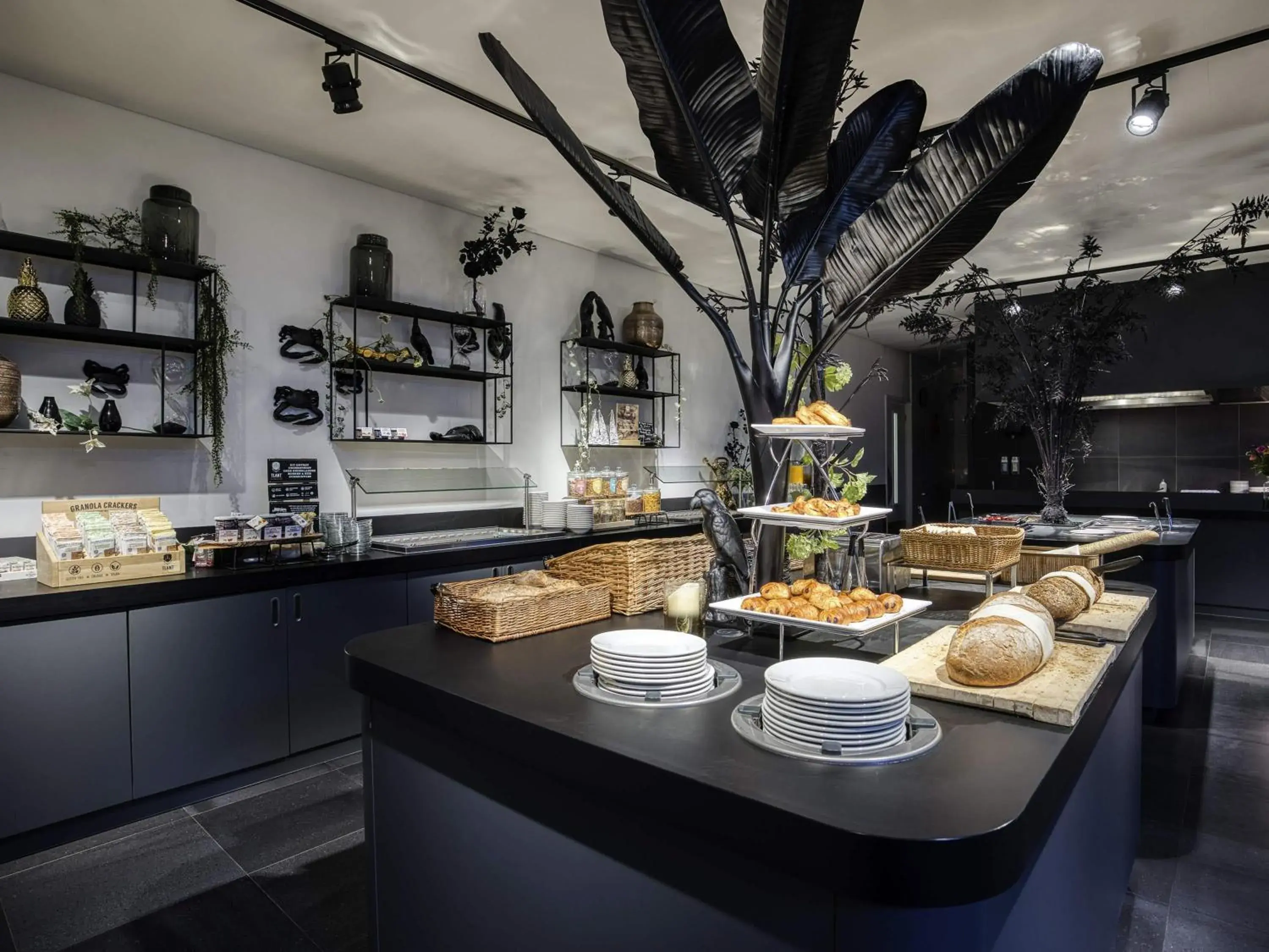 Breakfast in Mercure Hotel Amersfoort Centre Breakfast in Mercure Hotel Amersfoort Centre