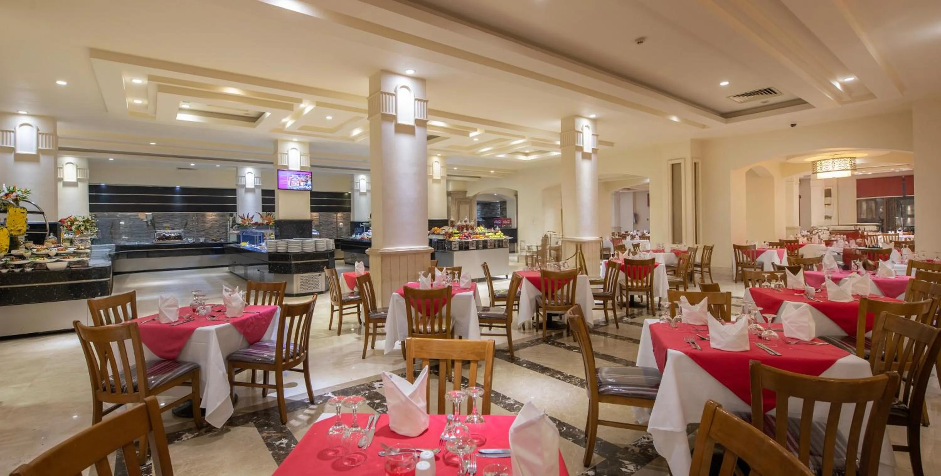Restaurant/places to eat in Charmillion Club Aquapark